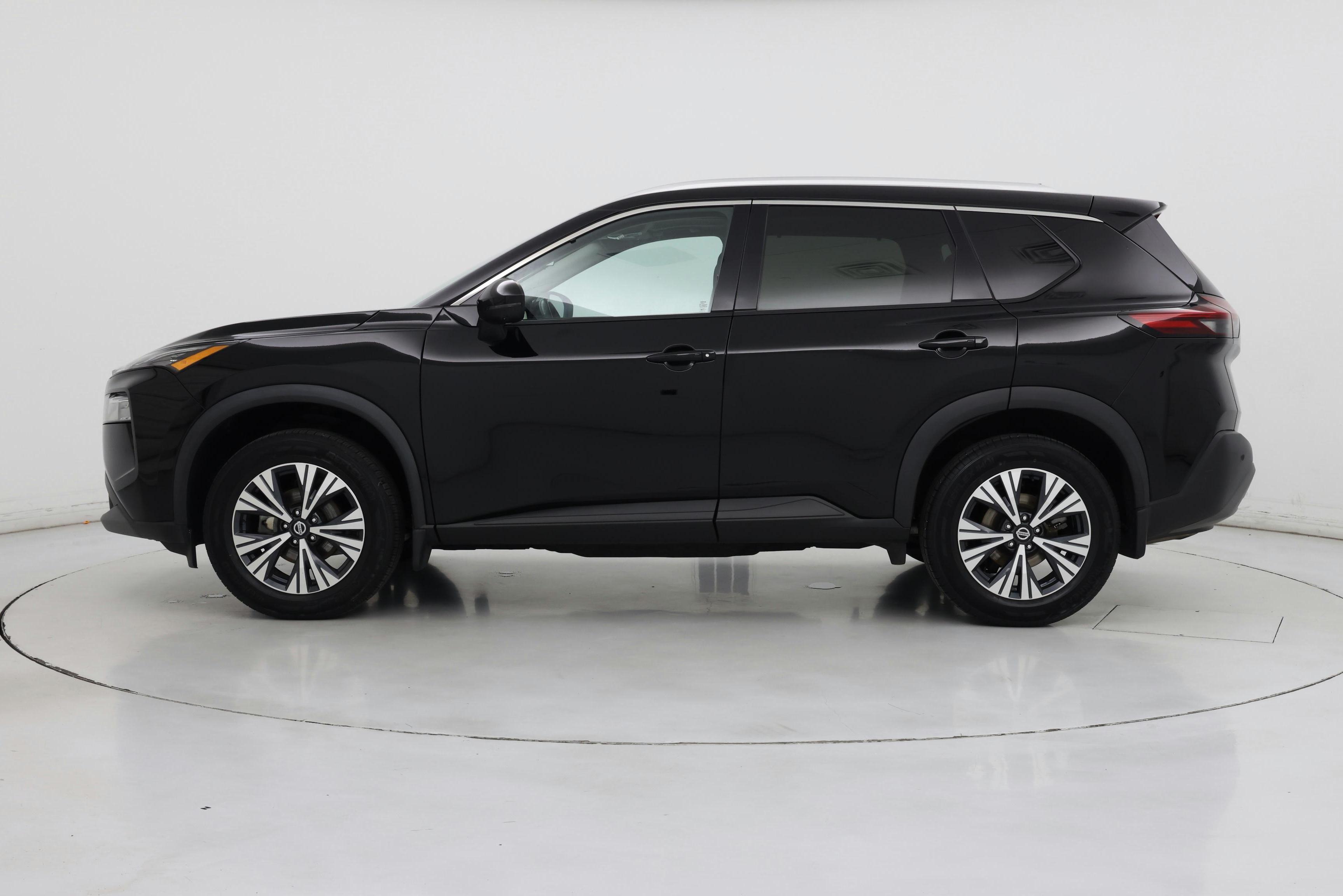 Thumbnail: 2021 Nissan Rogue - 3