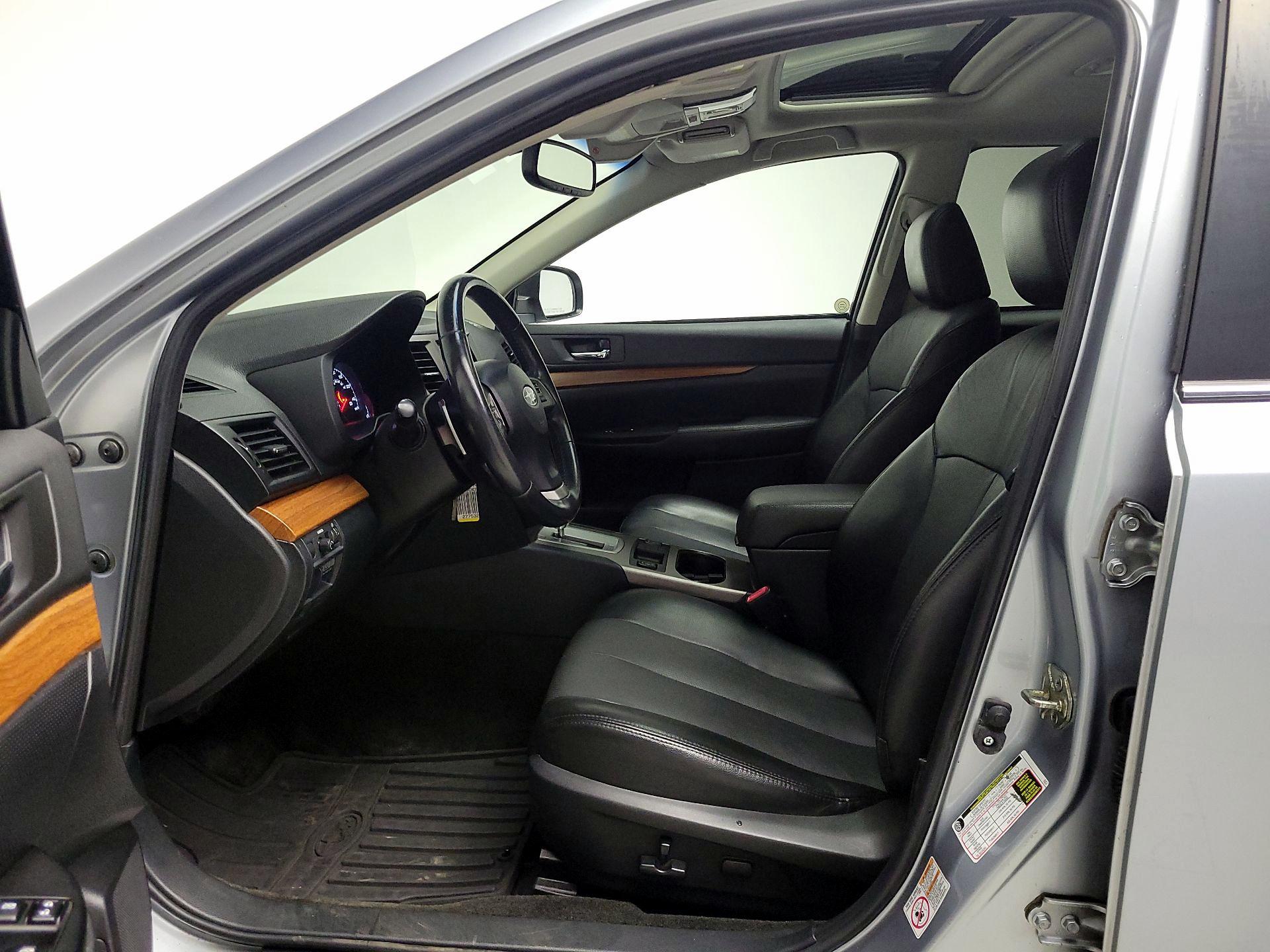 Thumbnail: 2014 Subaru Outback - 11