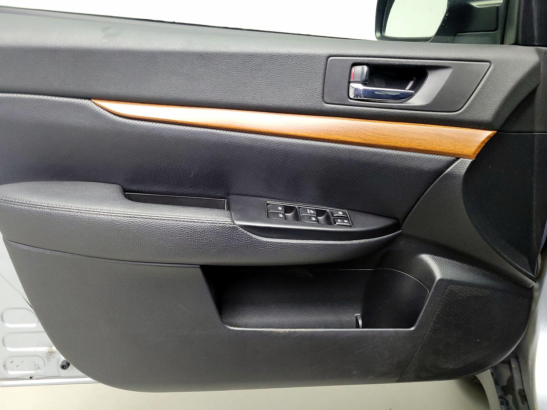 Thumbnail: 2014 Subaru Outback - 12
