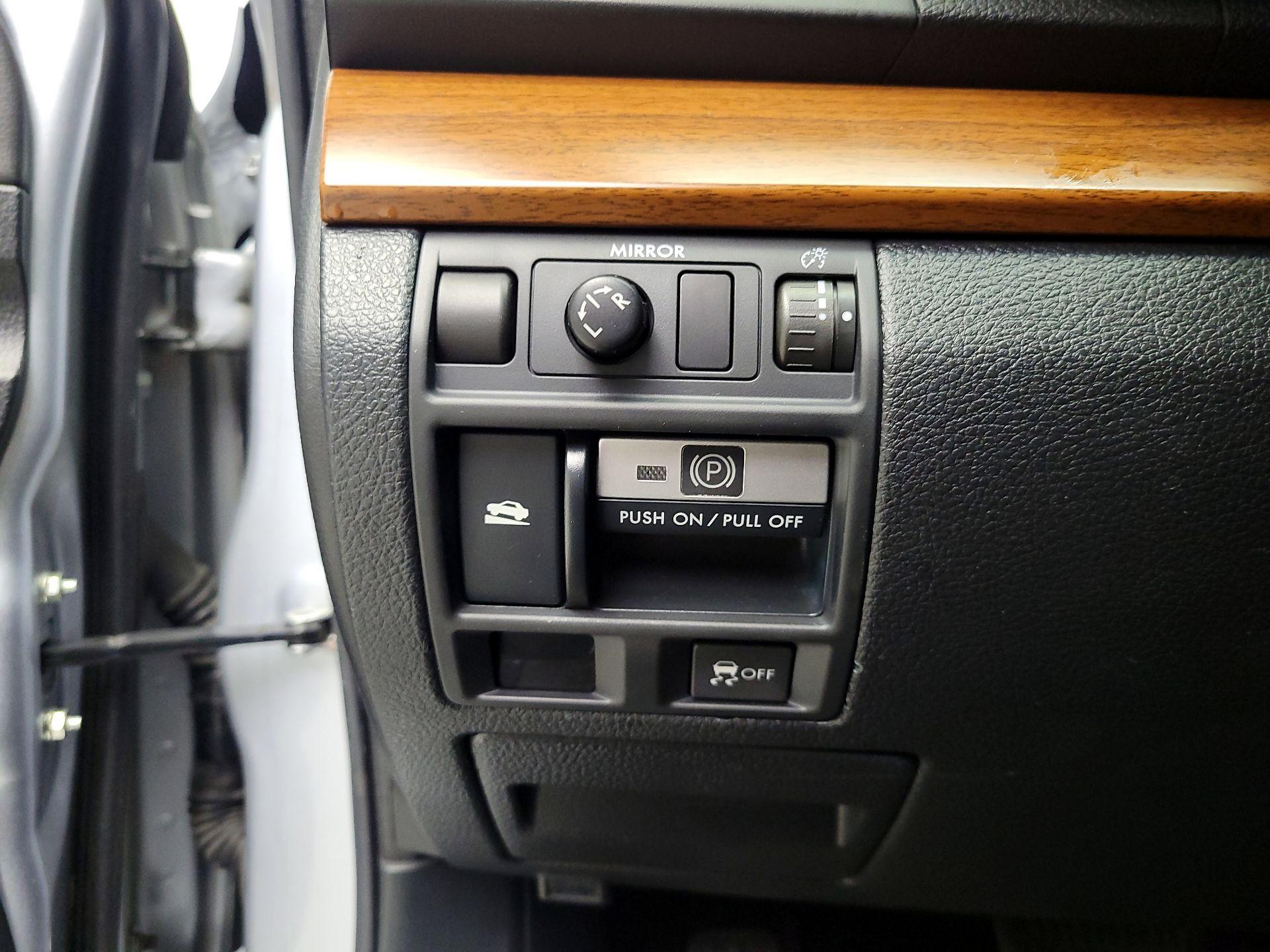 Thumbnail: 2014 Subaru Outback - 13