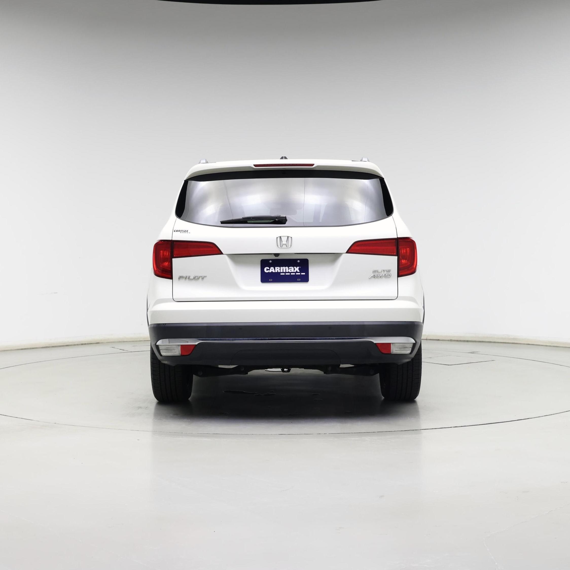 Thumbnail: 2017 Honda Pilot - 6