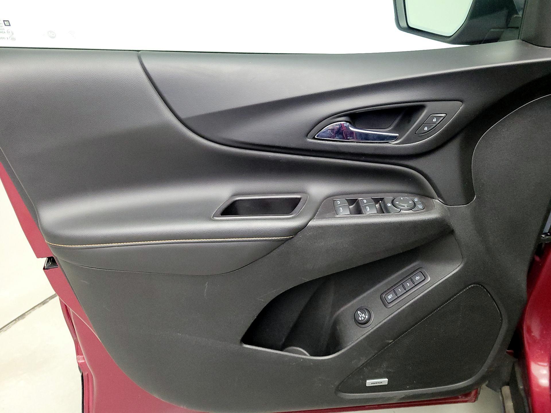 Thumbnail: 2018 Chevrolet Equinox - 12