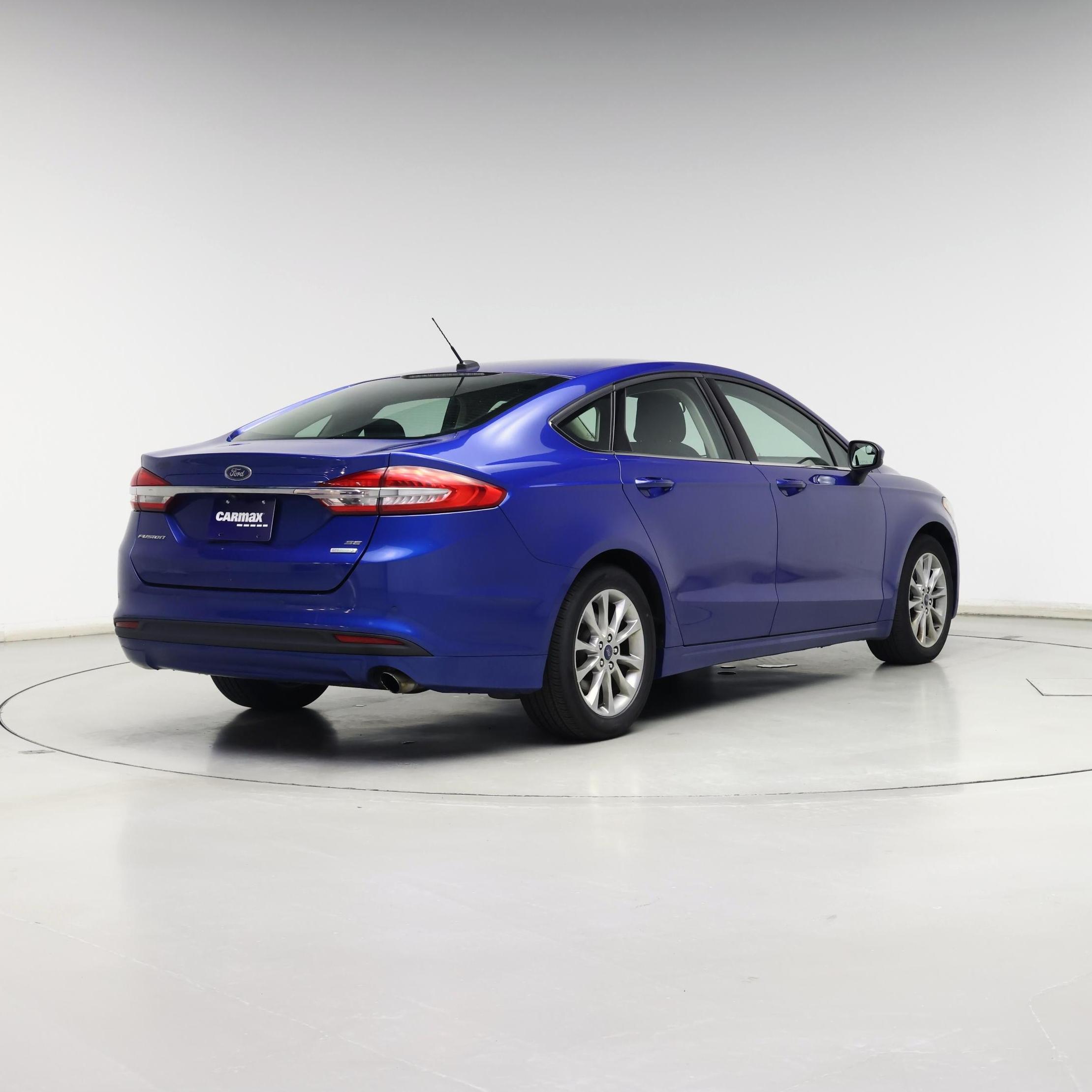 Thumbnail: 2017 Ford Fusion - 8