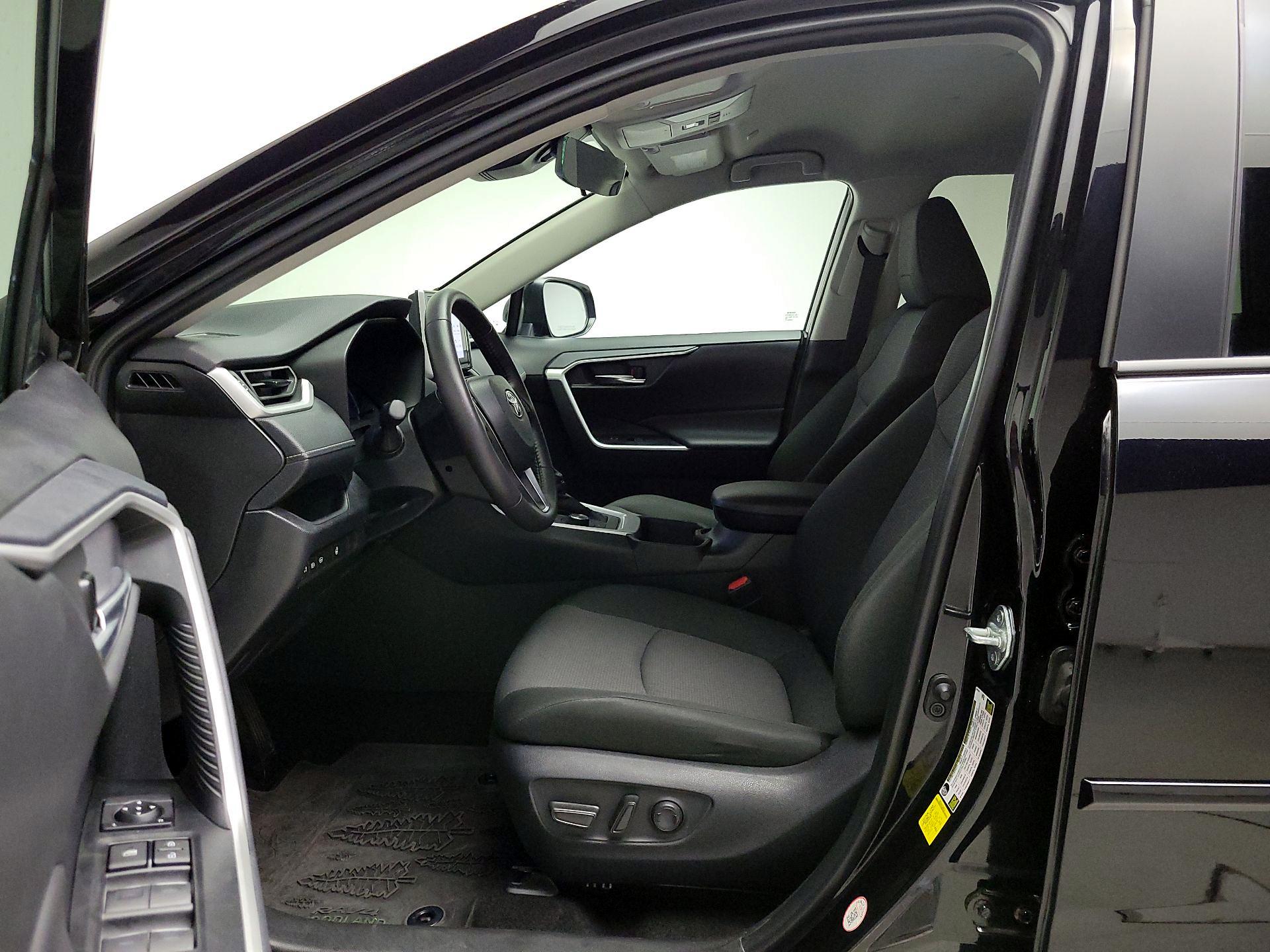 Thumbnail: 2024 Toyota RAV4 - 11