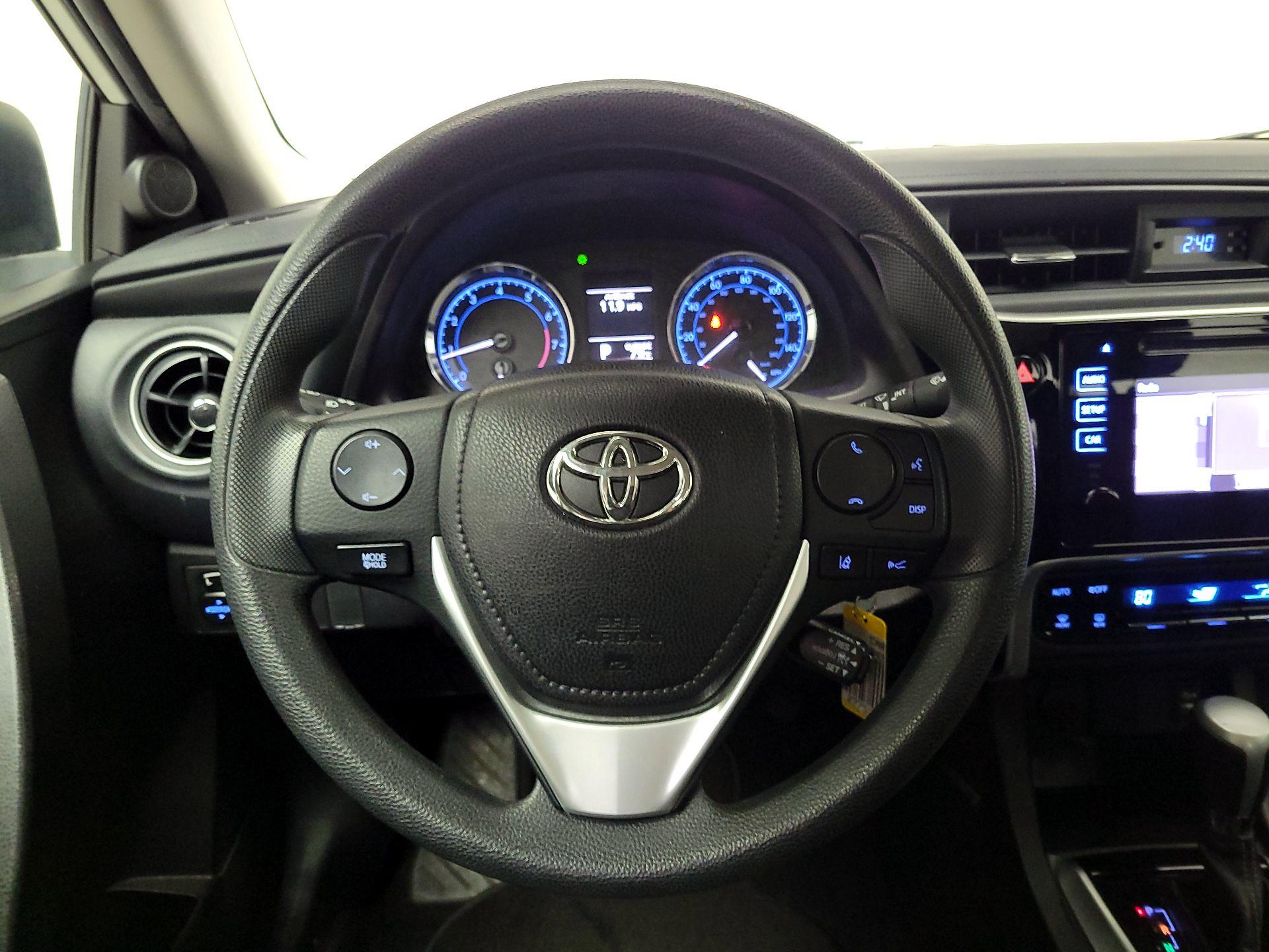 Thumbnail: 2017 Toyota Corolla - 10