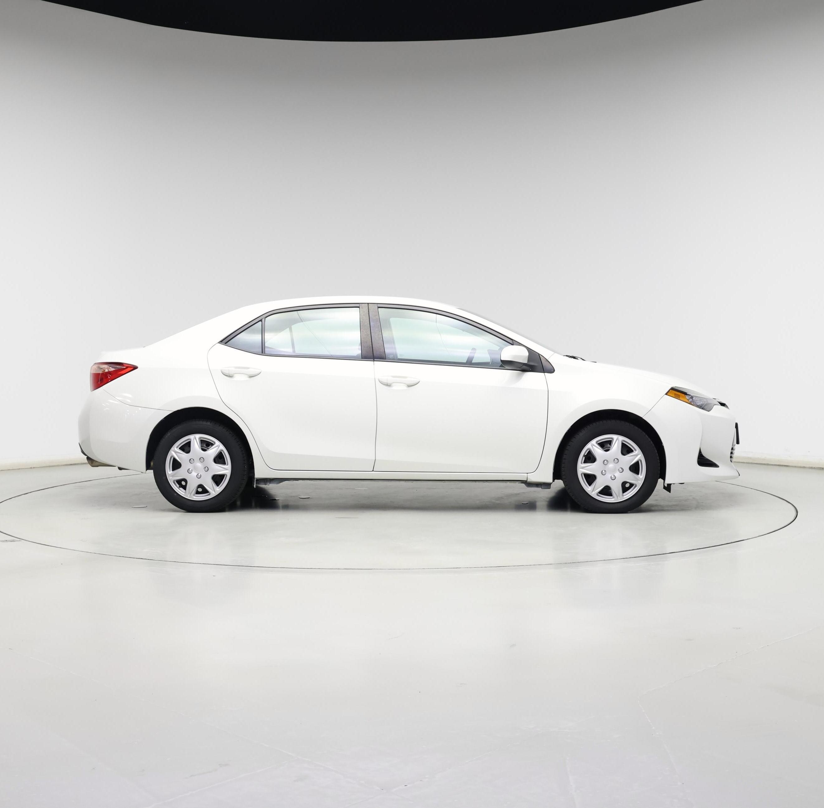 Thumbnail: 2017 Toyota Corolla - 7