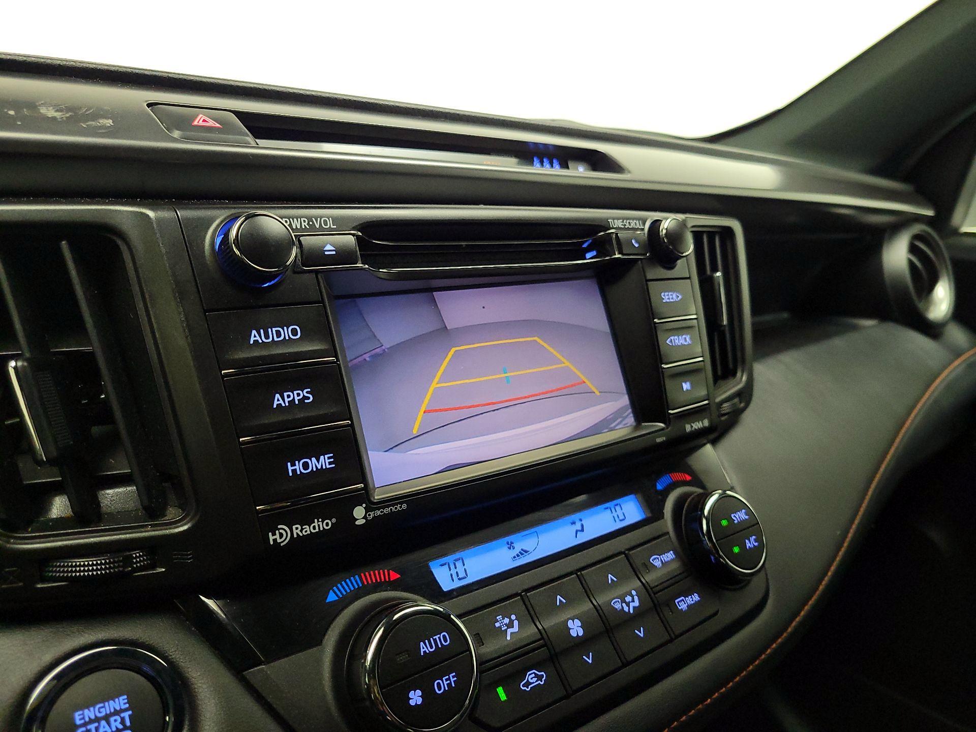 Thumbnail: 2018 Toyota RAV4 - 14