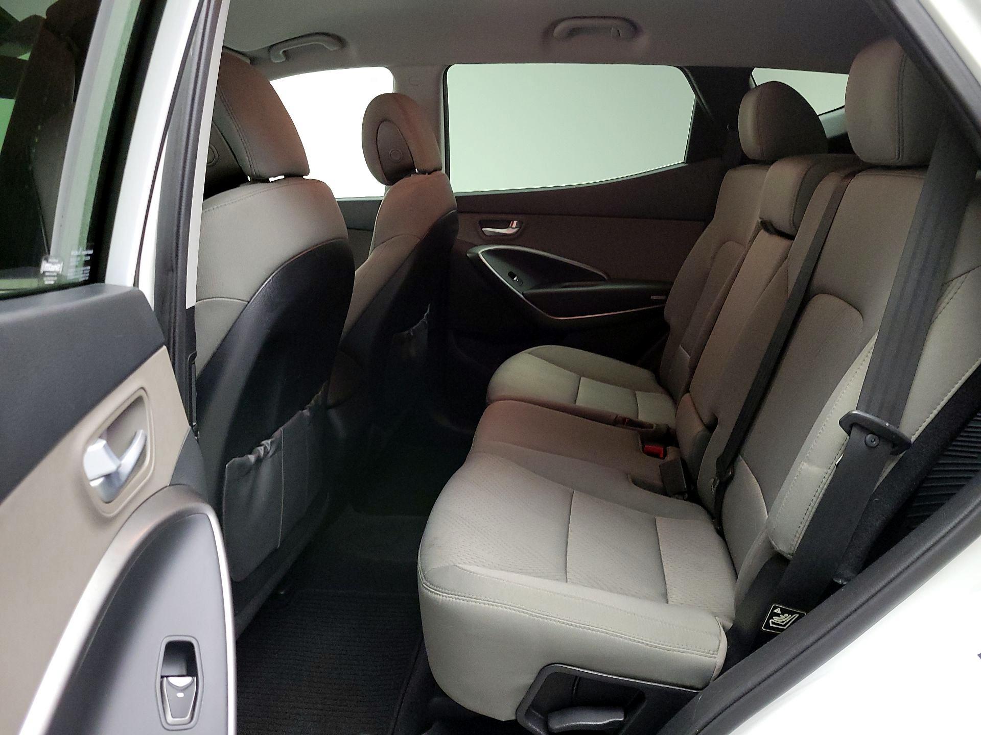 Thumbnail: 2017 Hyundai Santa Fe - 19