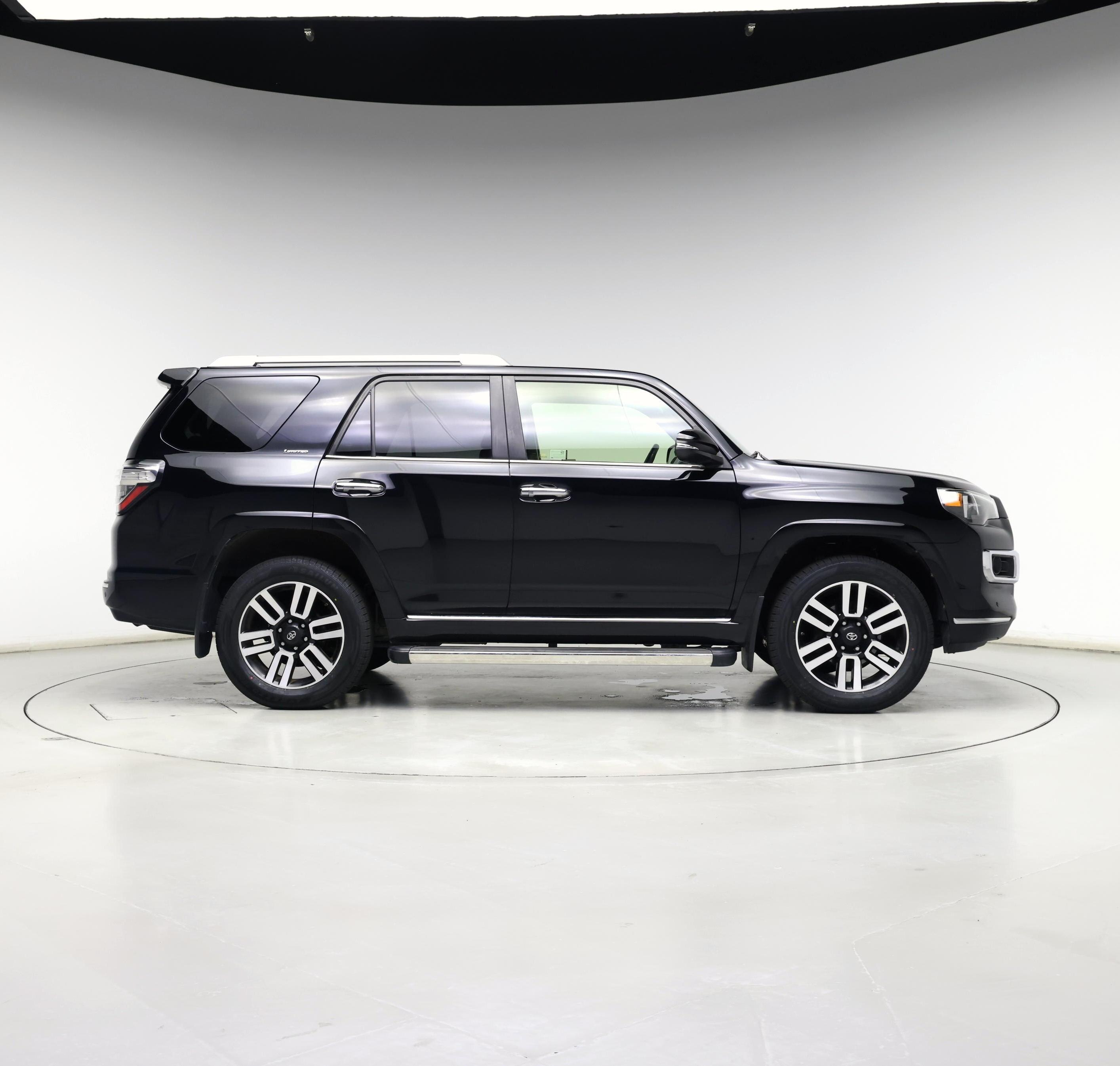 Thumbnail: 2020 Toyota 4Runner - 7