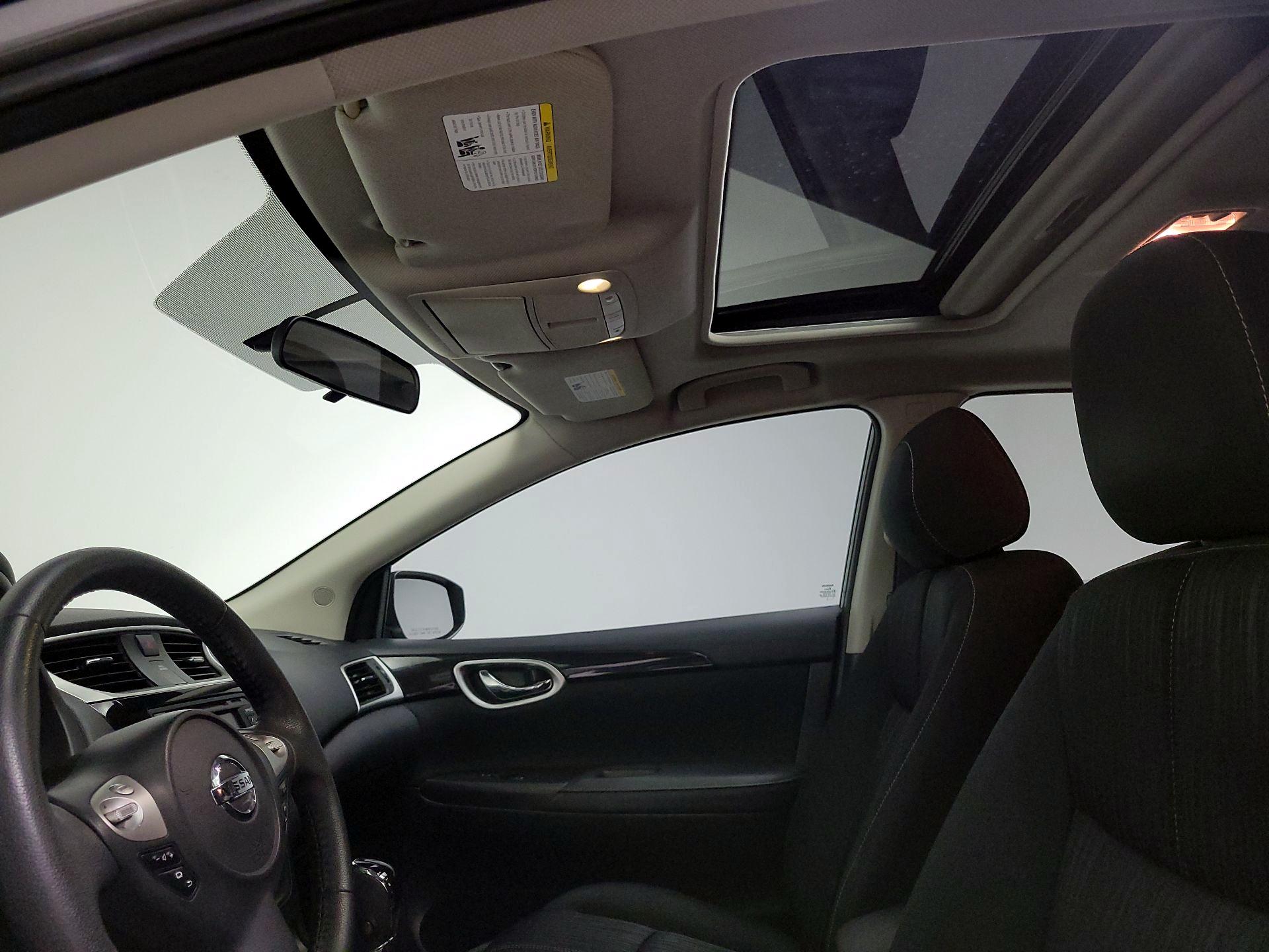 Thumbnail: 2018 Nissan Sentra - 20