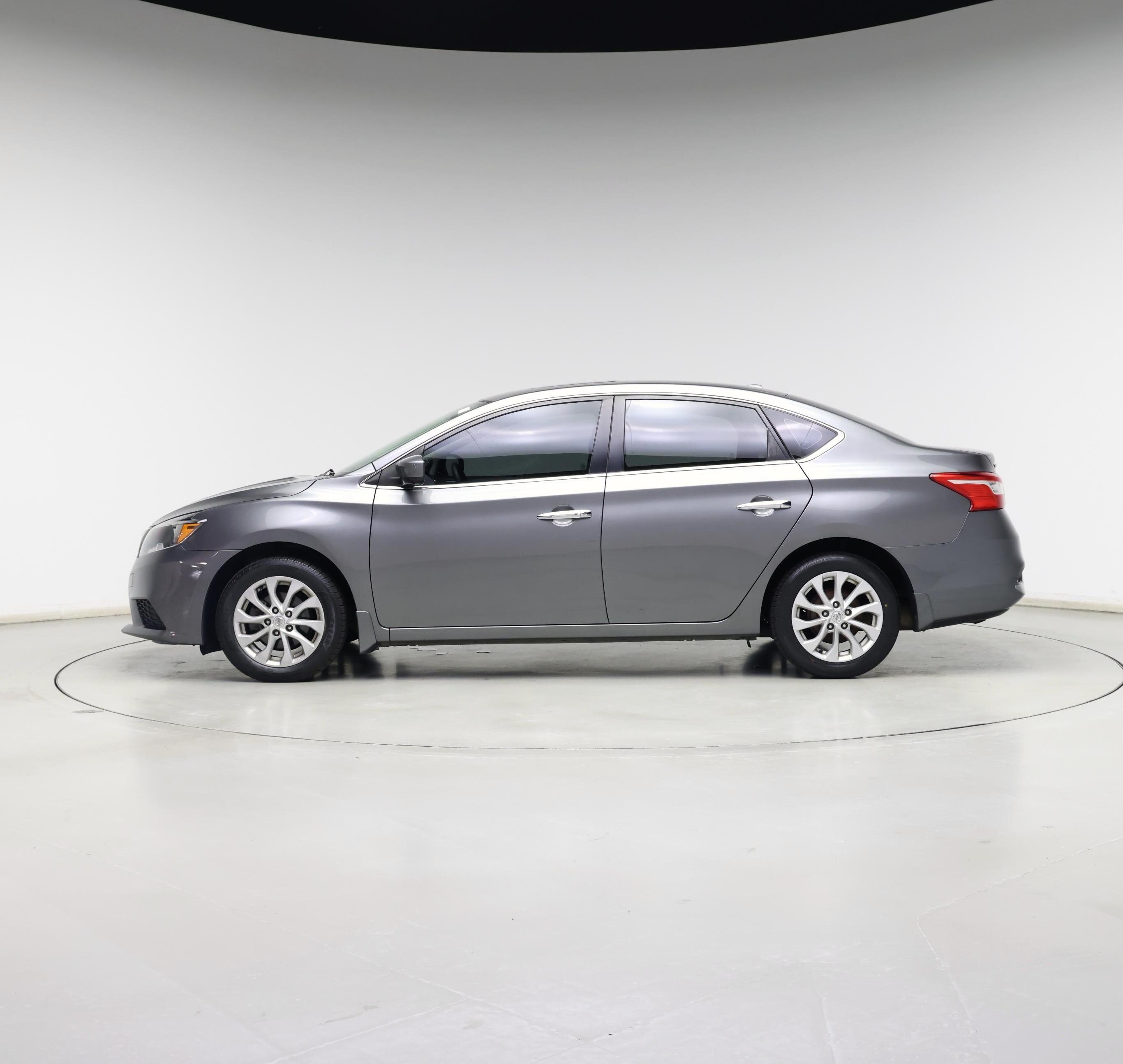 Thumbnail: 2018 Nissan Sentra - 3