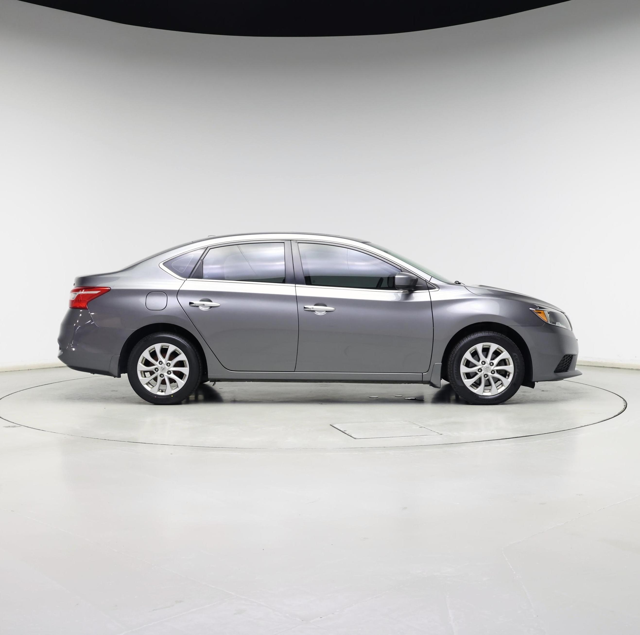 Thumbnail: 2018 Nissan Sentra - 7