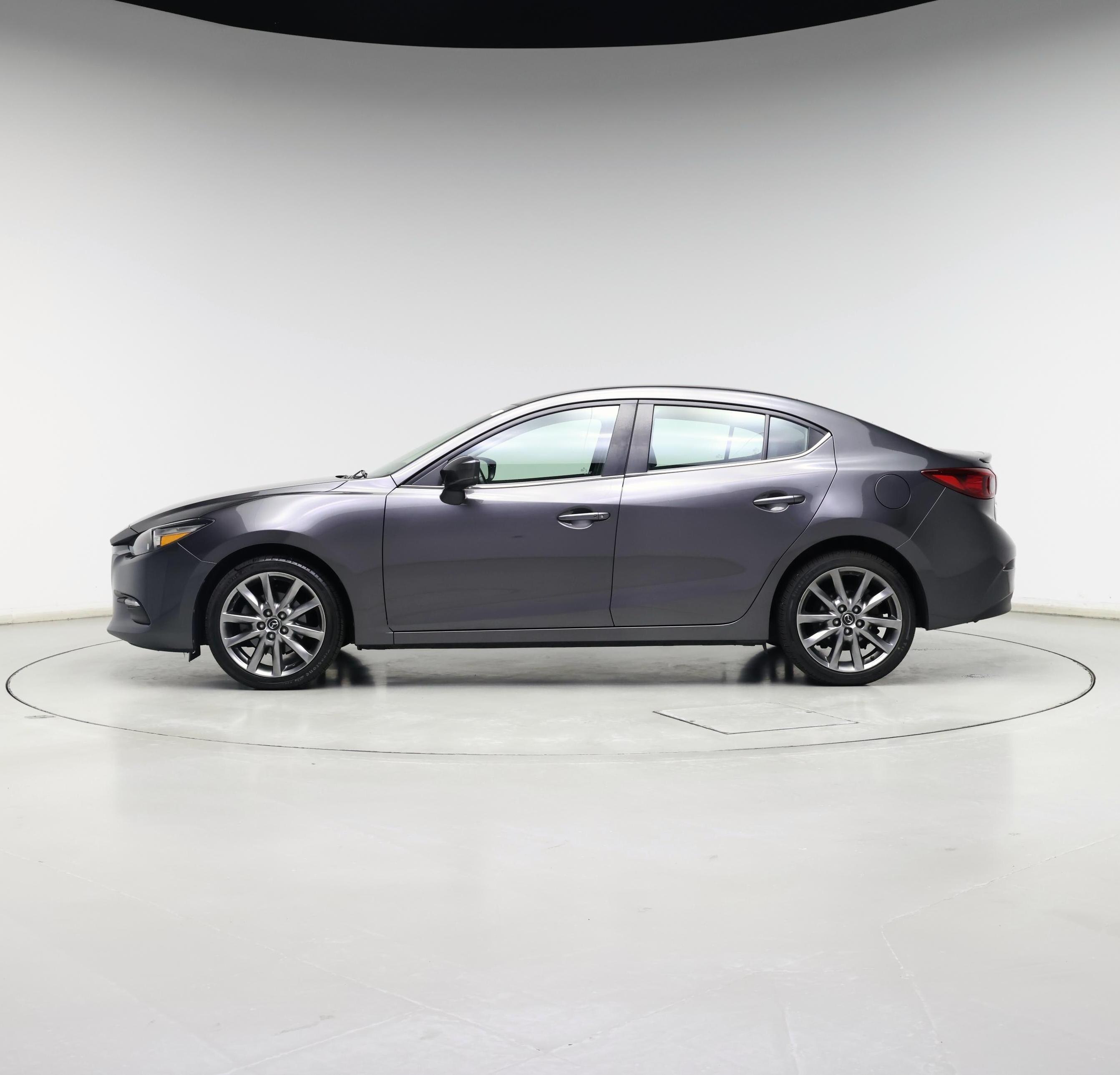 Thumbnail: 2018 Mazda Mazda3 - 3