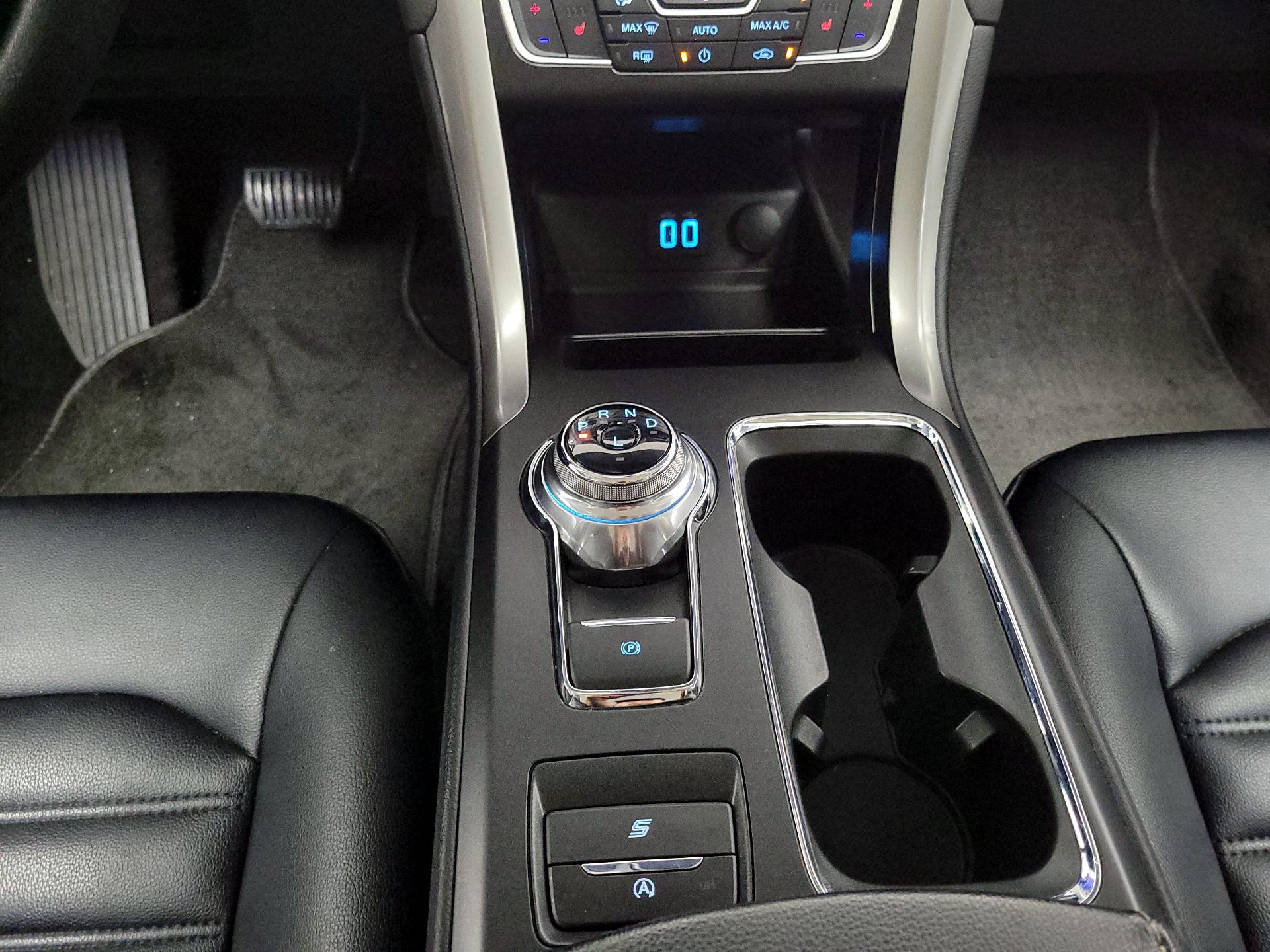 Thumbnail: 2020 Ford Fusion - 18