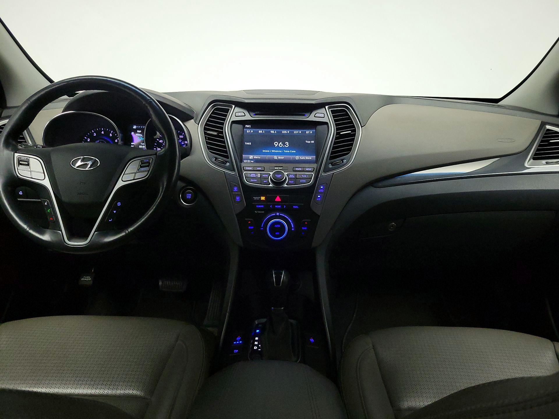 Thumbnail: 2015 Hyundai Santa Fe - 9