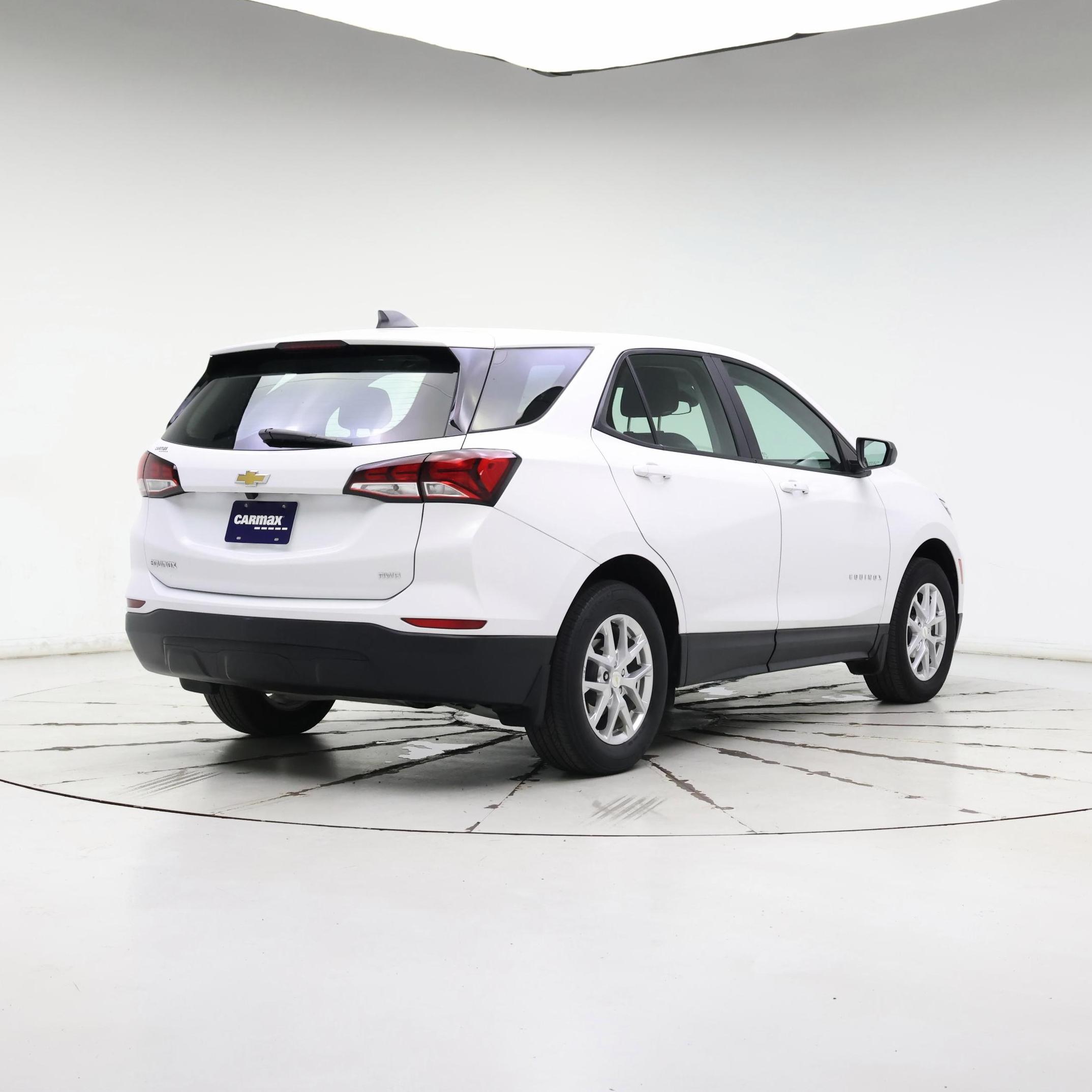 Thumbnail: 2022 Chevrolet Equinox - 8