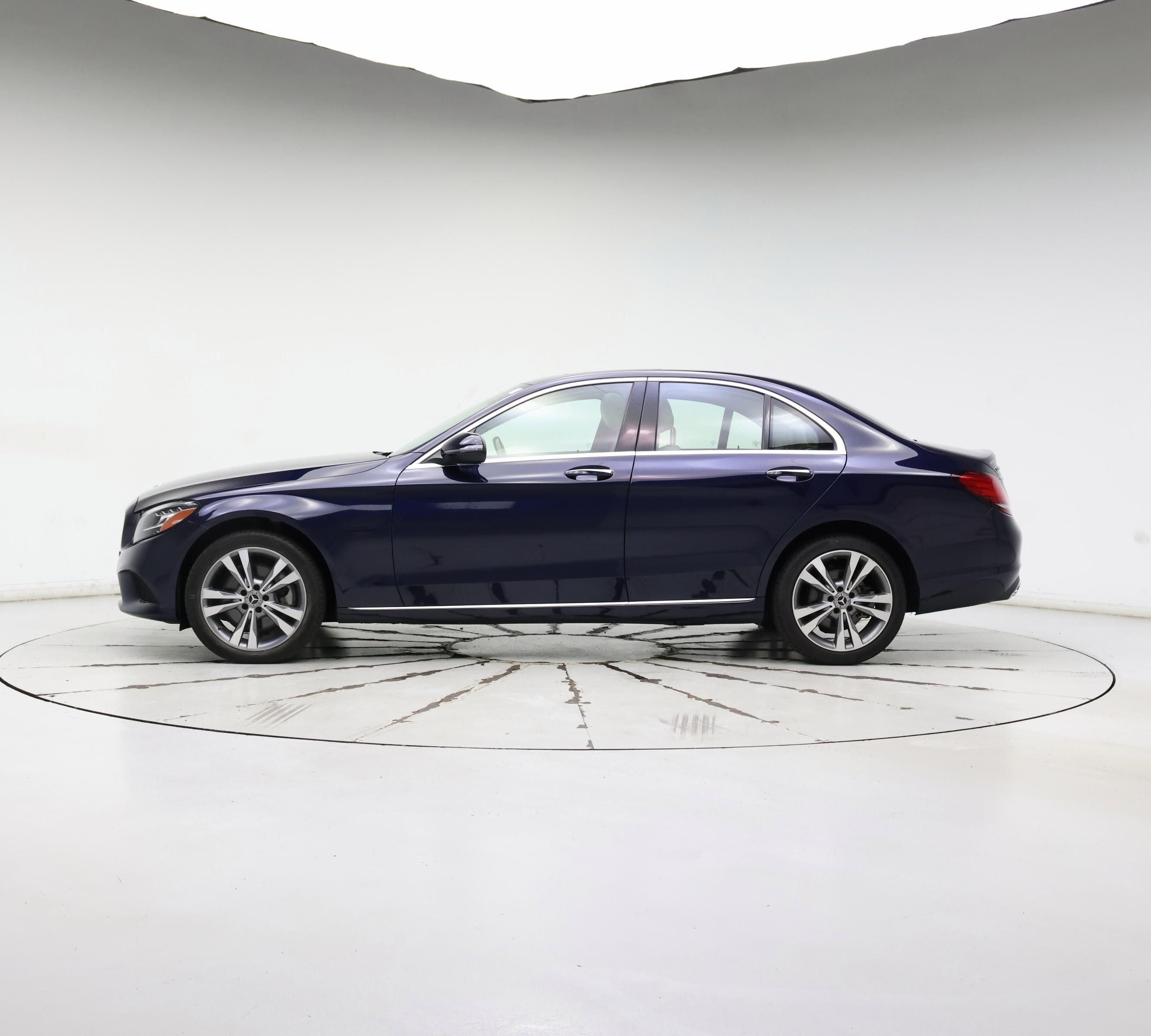 Thumbnail: 2021 Mercedes-Benz C-Class - 3