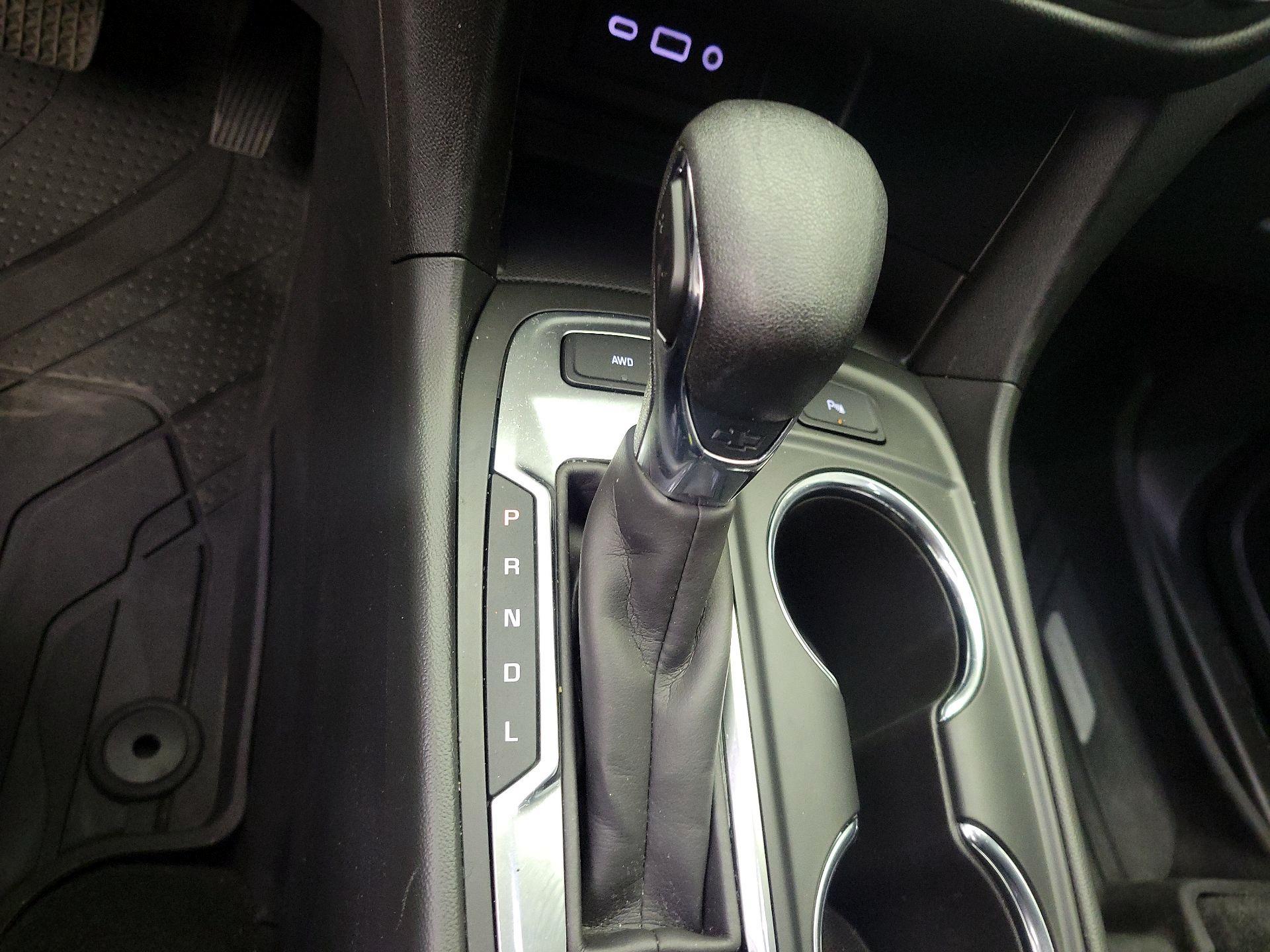 Thumbnail: 2023 Chevrolet Equinox - 16