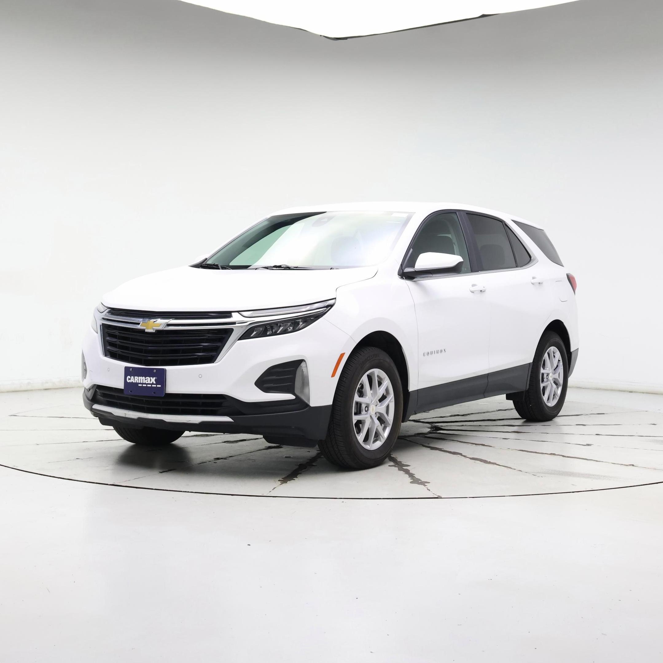 Thumbnail: 2023 Chevrolet Equinox - 4