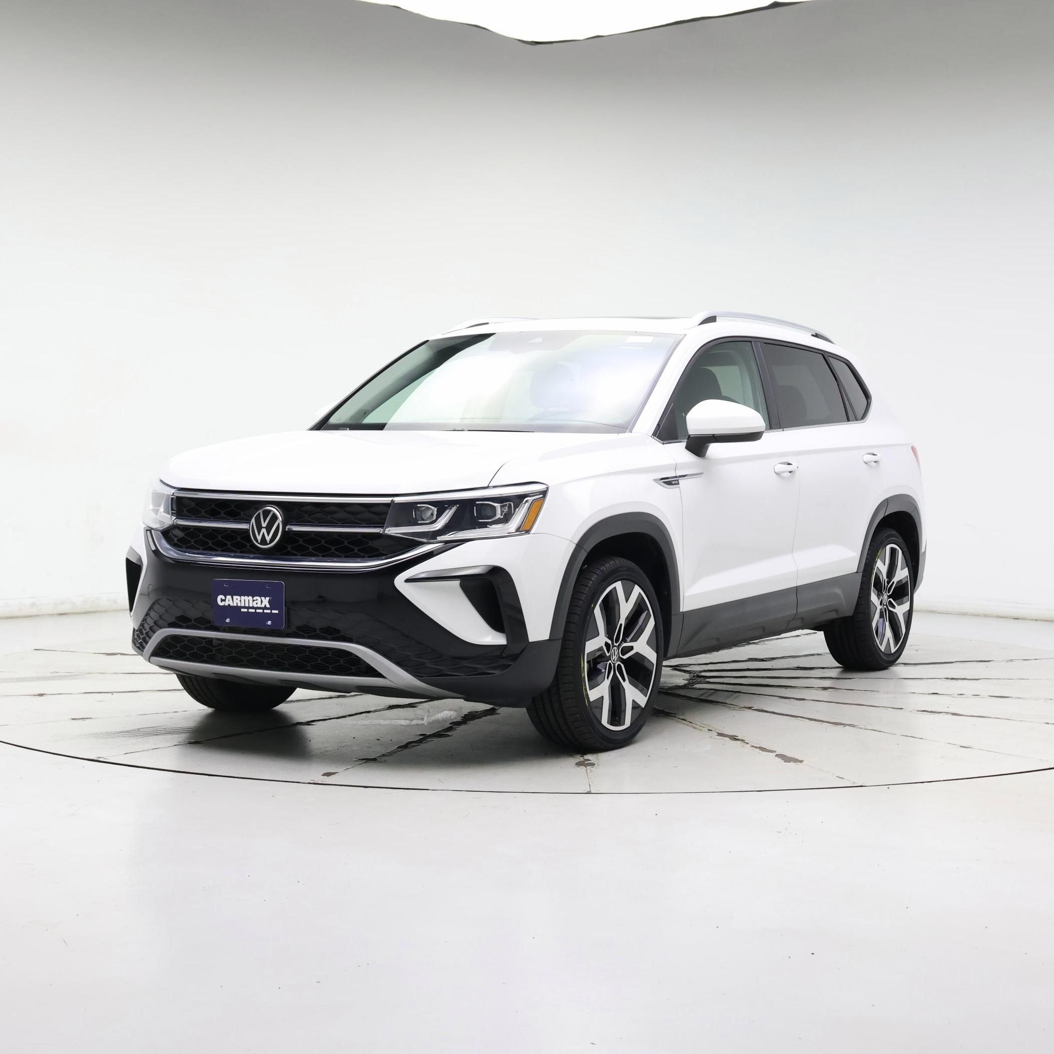 Thumbnail: 2022 Volkswagen Taos - 4