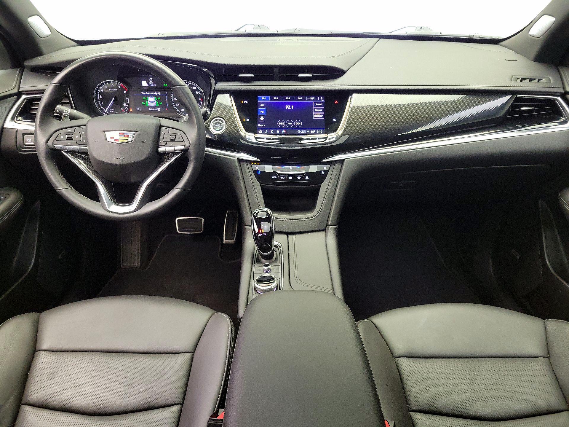 Thumbnail: 2023 Cadillac XT6 - 9