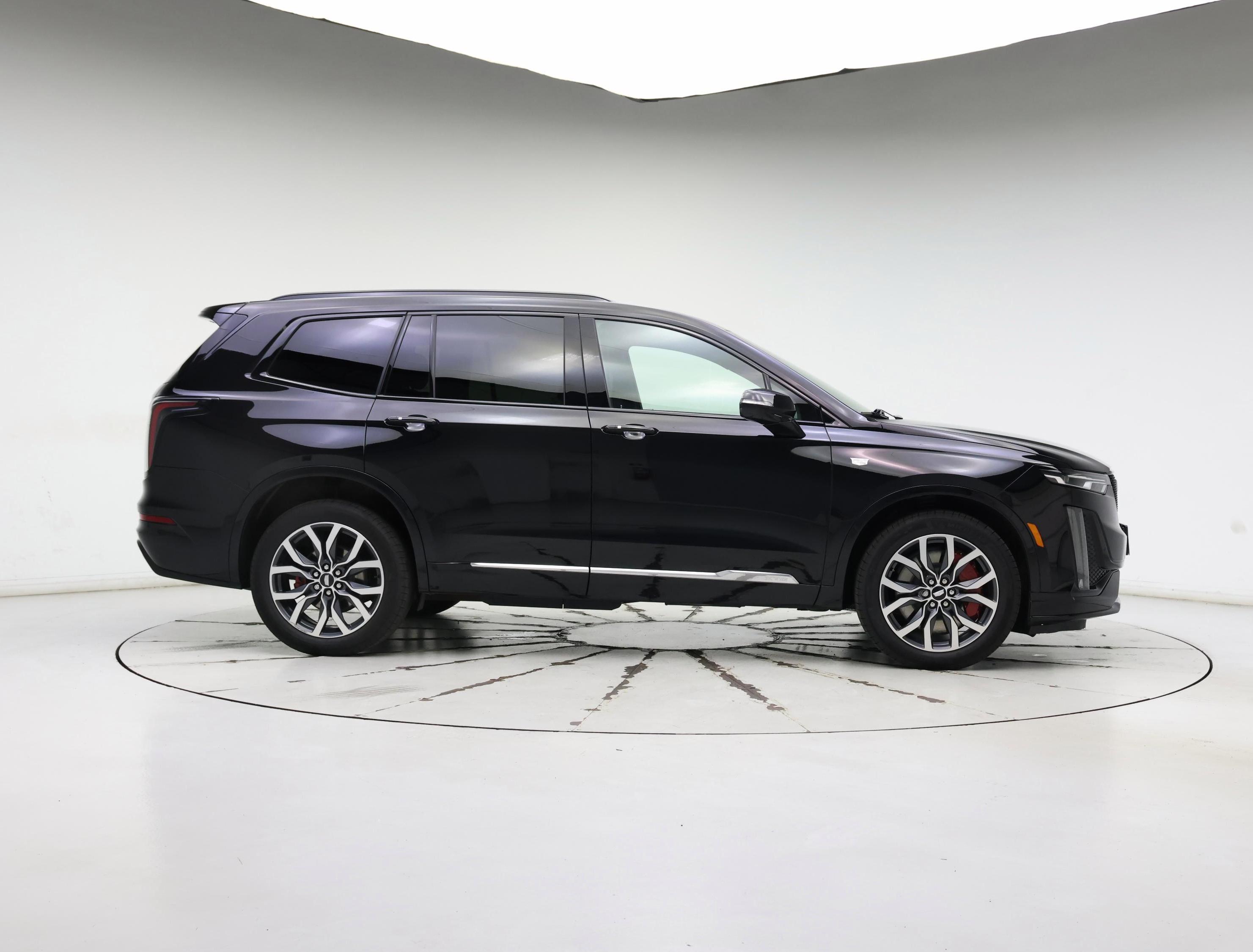Thumbnail: 2023 Cadillac XT6 - 7