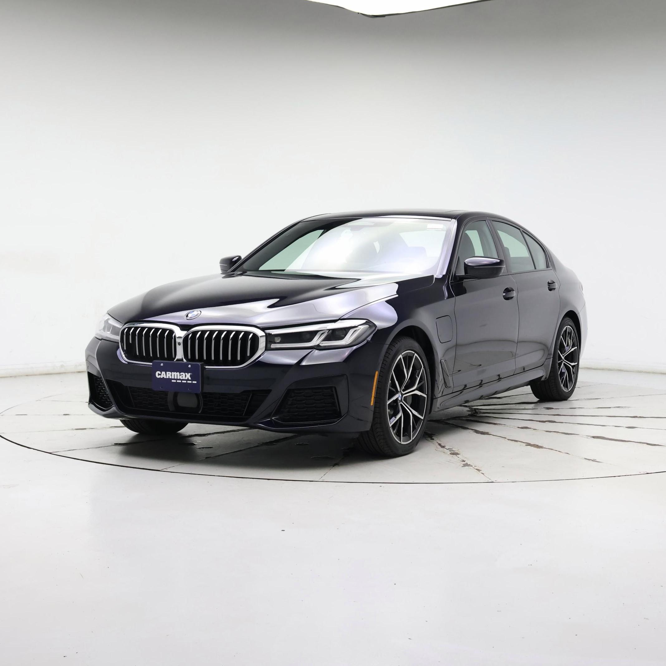 Thumbnail: 2021 BMW 5 Series - 4