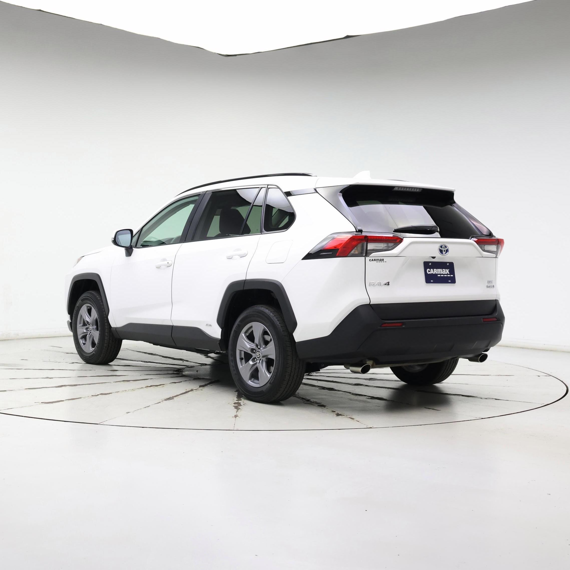 Thumbnail: 2022 Toyota RAV4 - 2