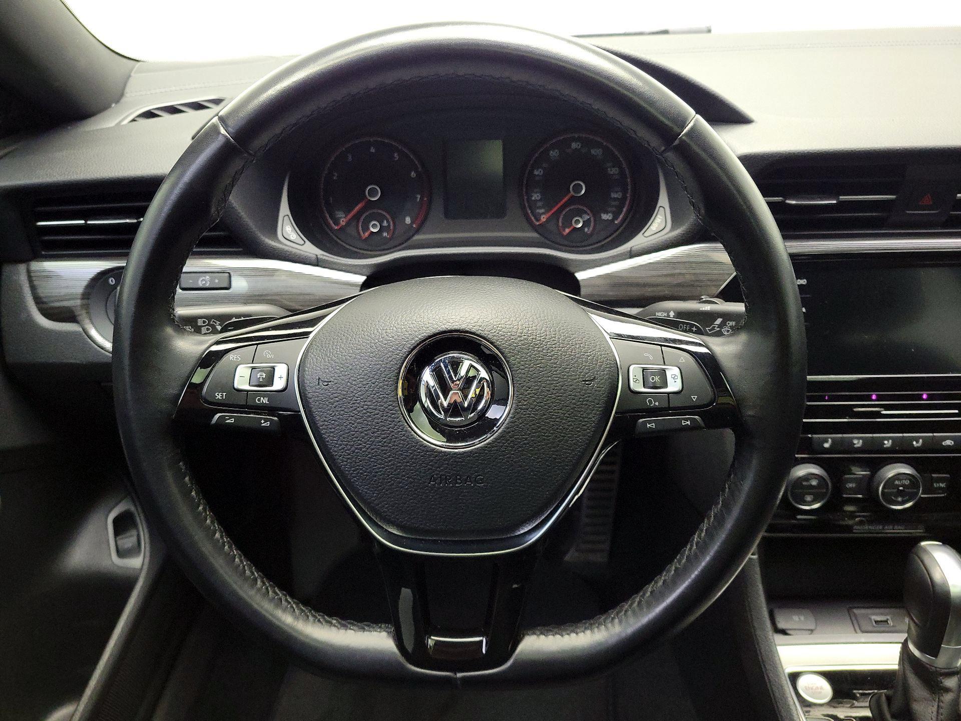 Thumbnail: 2021 Volkswagen Passat - 10