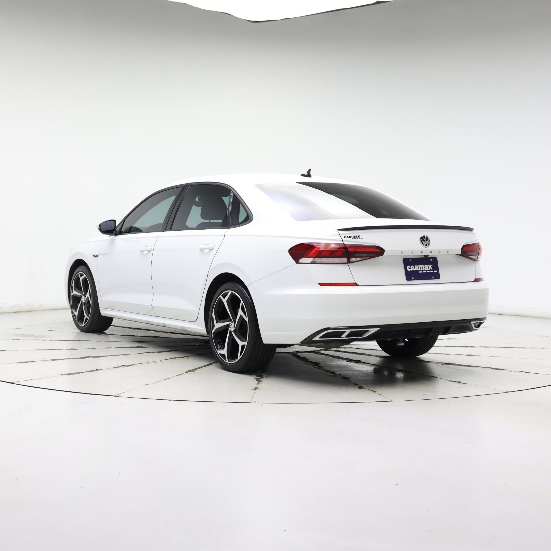 Thumbnail: 2021 Volkswagen Passat - 2