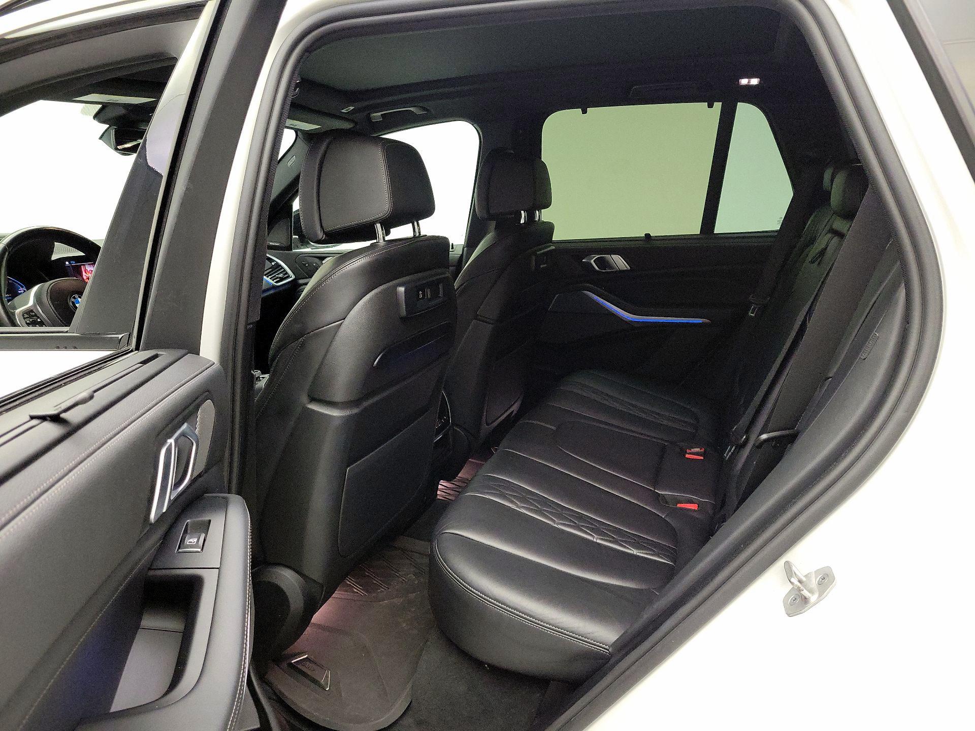 Thumbnail: 2021 BMW X5 - 20