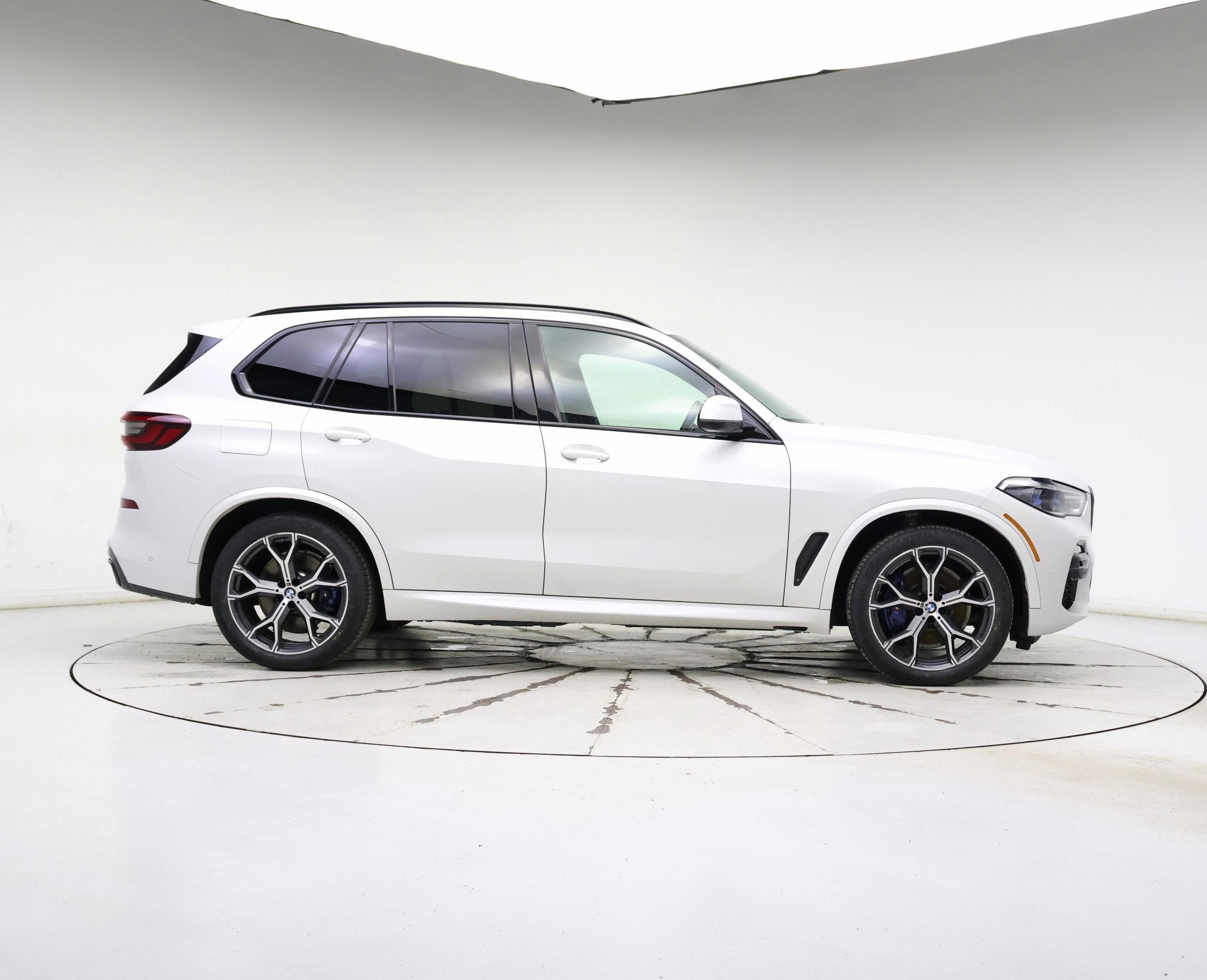 Thumbnail: 2021 BMW X5 - 7