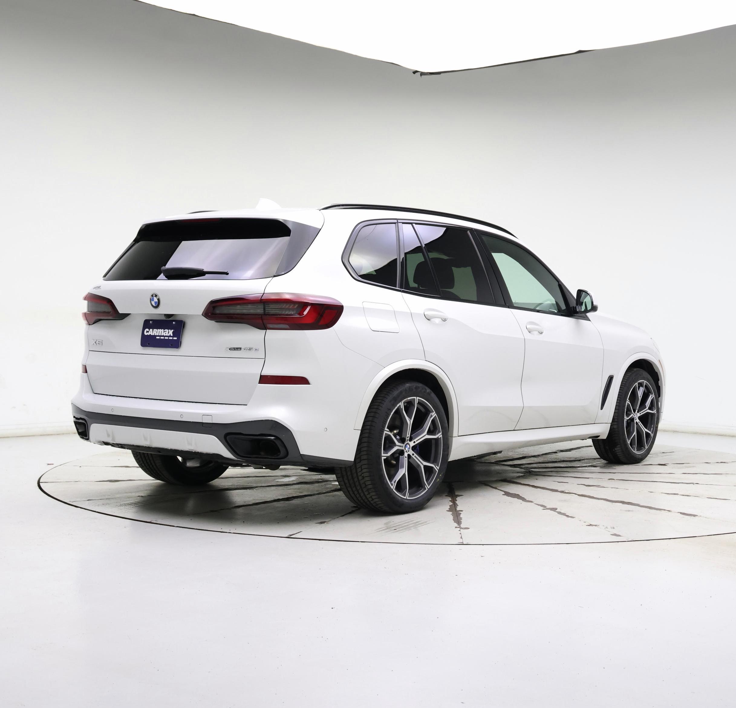 Thumbnail: 2021 BMW X5 - 8