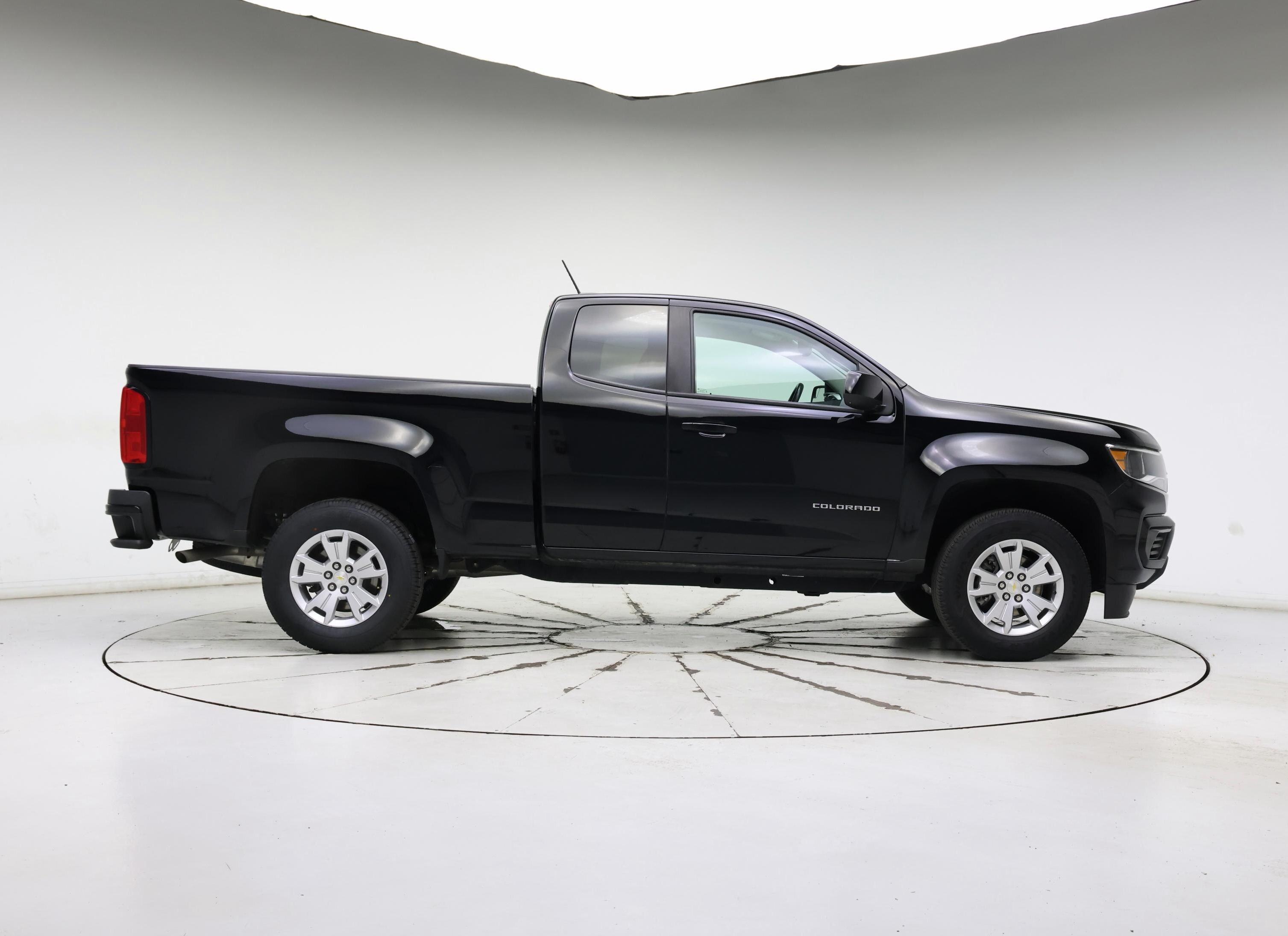 Thumbnail: 2022 Chevrolet Colorado - 7