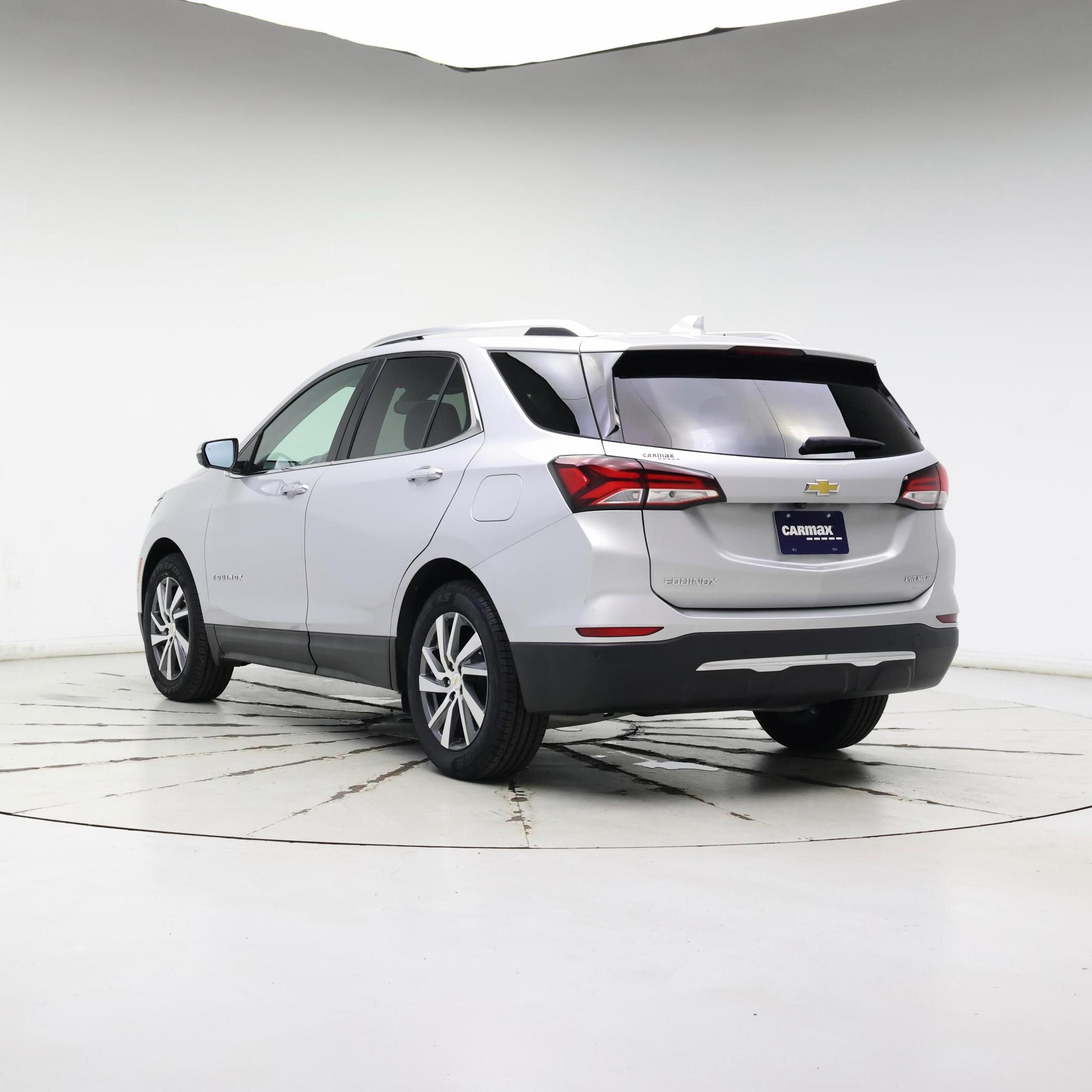 Thumbnail: 2022 Chevrolet Equinox - 2