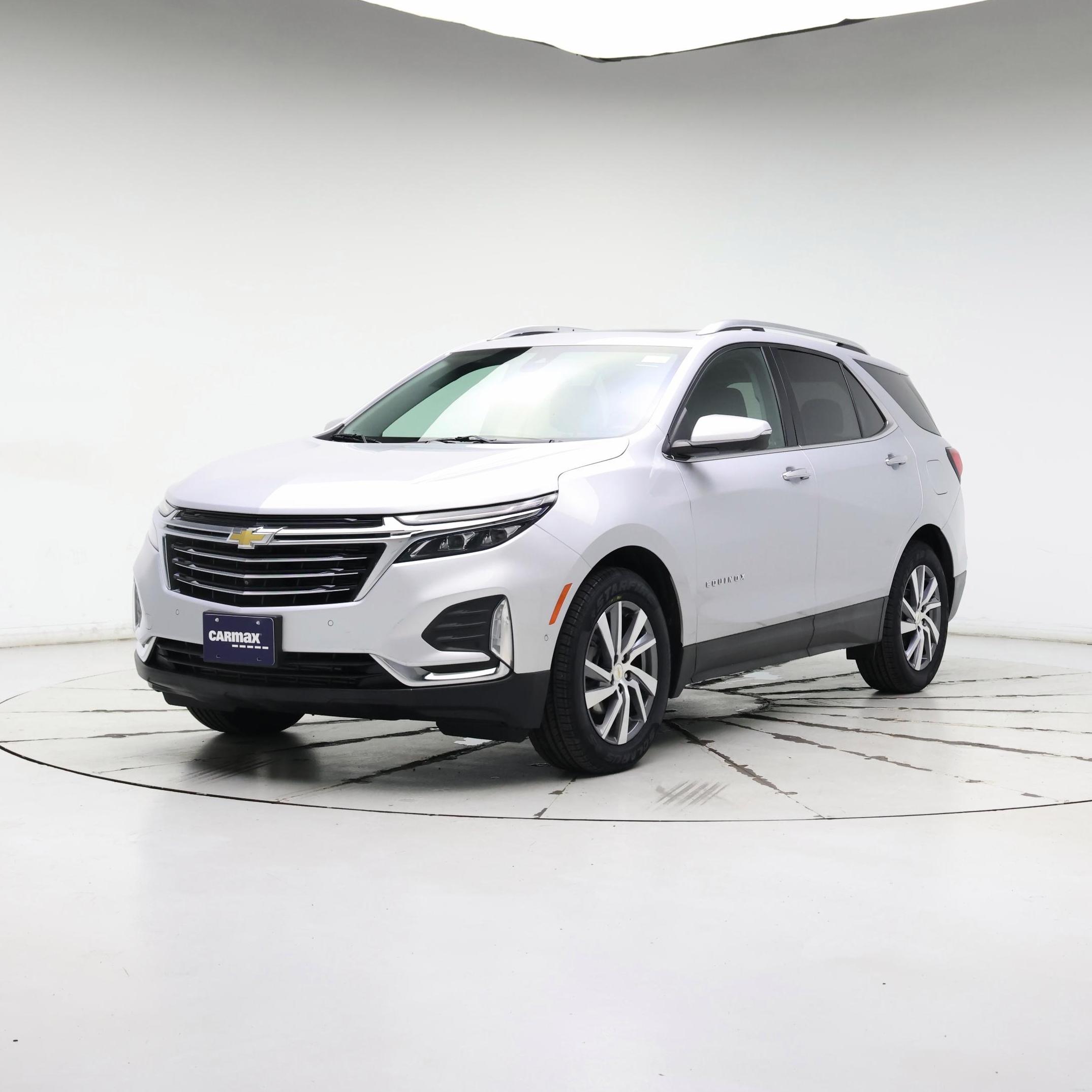 Thumbnail: 2022 Chevrolet Equinox - 4