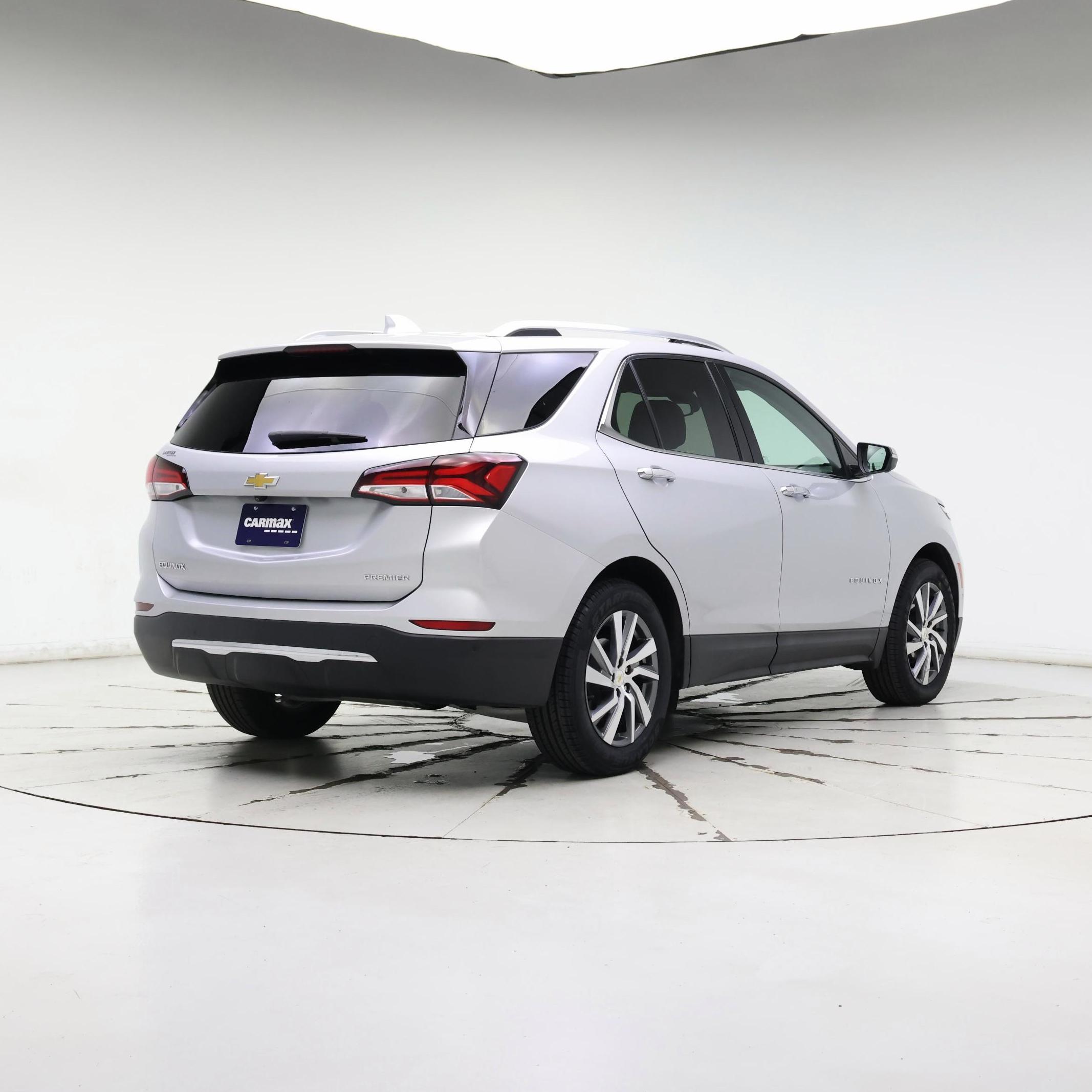 Thumbnail: 2022 Chevrolet Equinox - 8