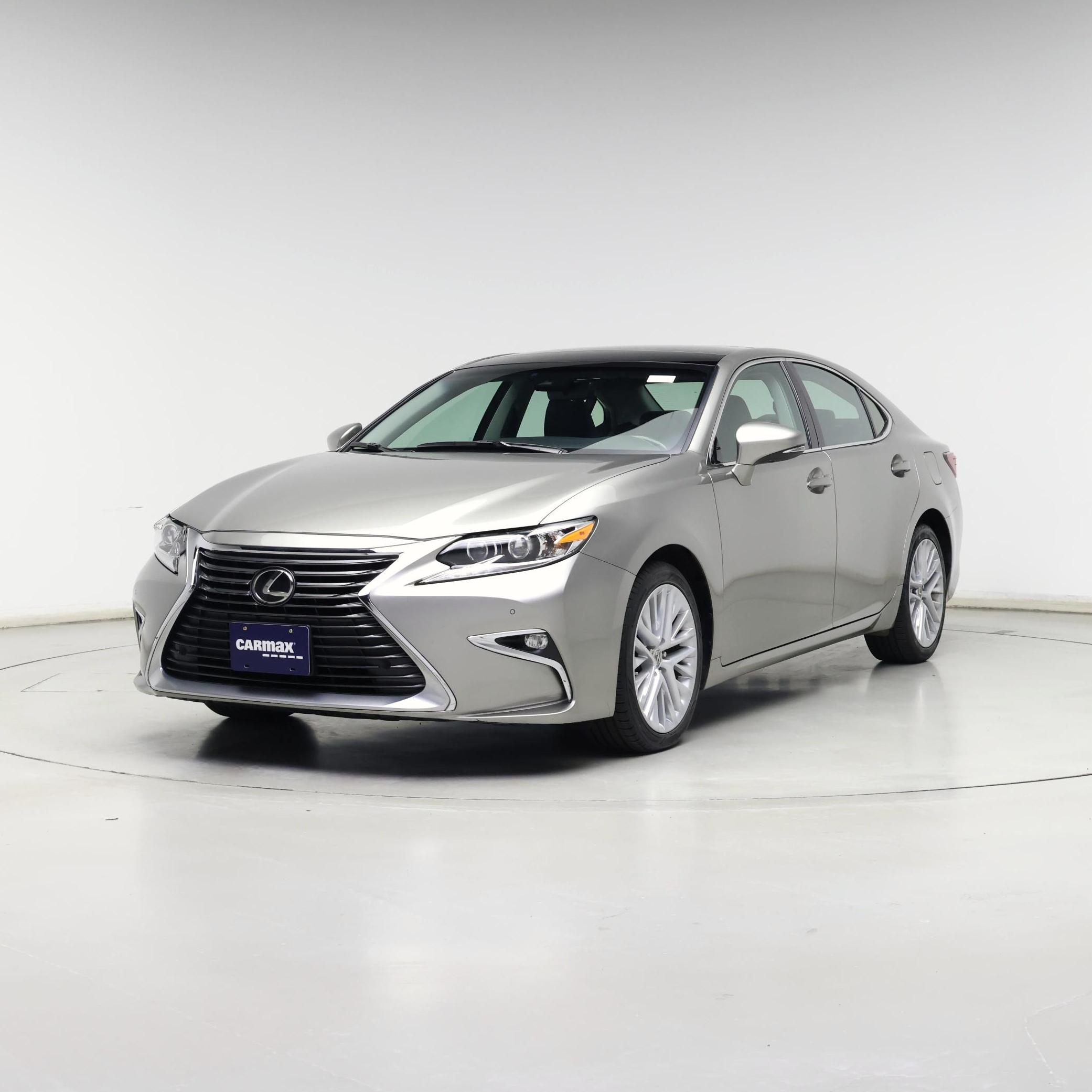 Thumbnail: 2016 Lexus ES - 4