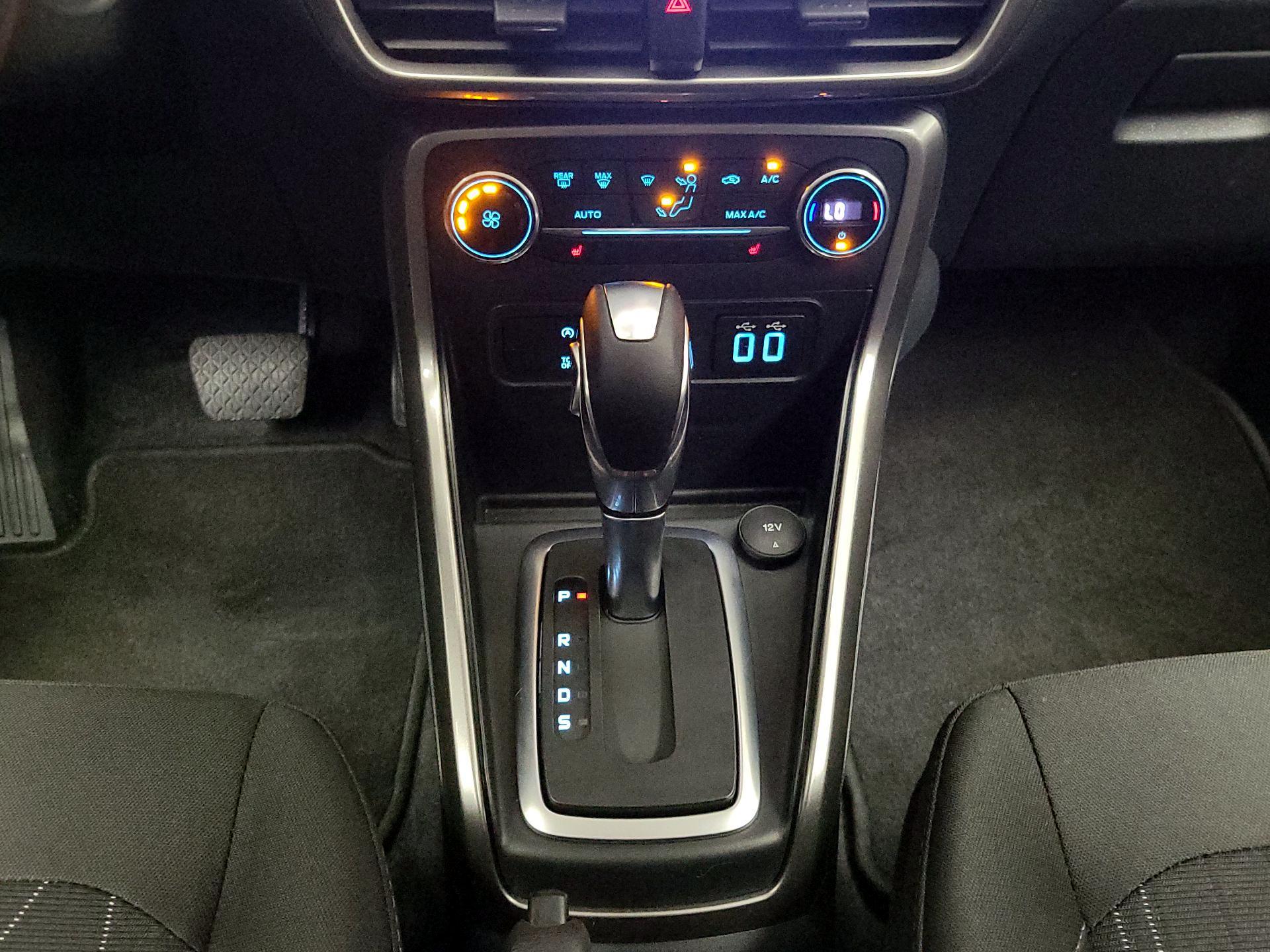 Thumbnail: 2019 Ford EcoSport - 17