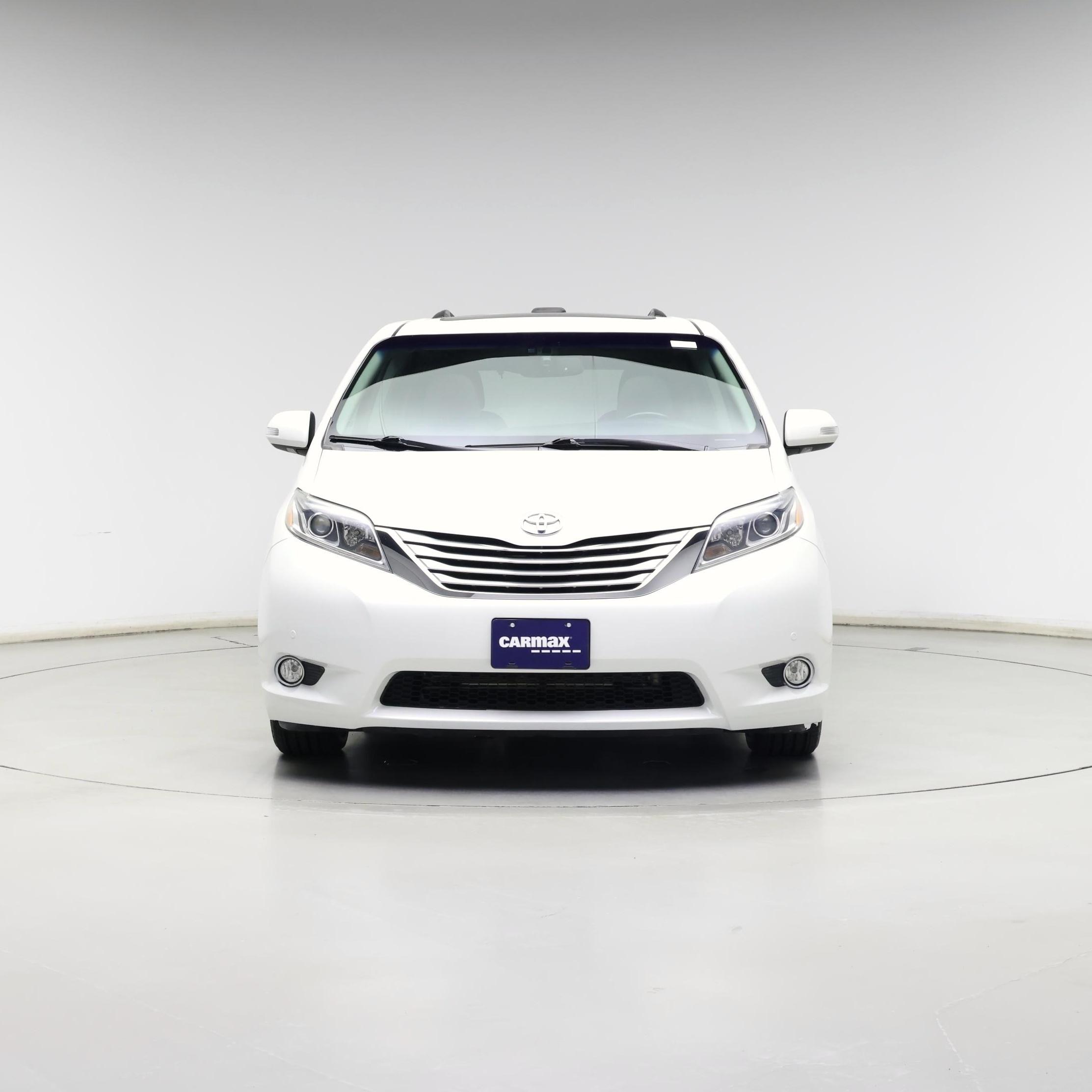 Thumbnail: 2015 Toyota Sienna - 5