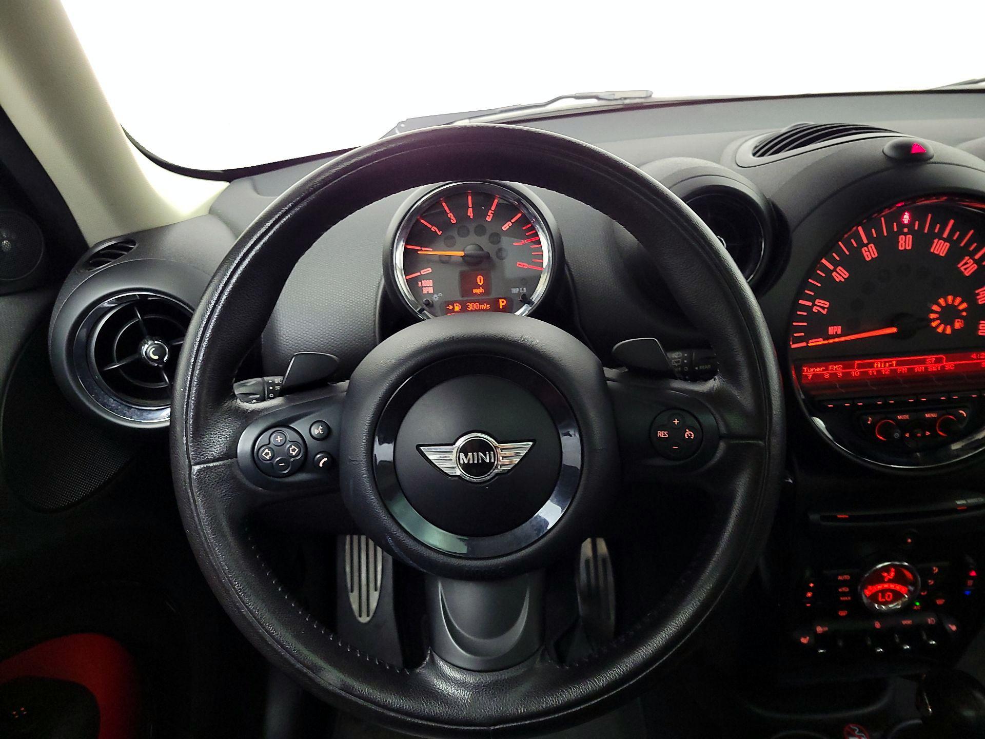 Thumbnail: 2016 MINI Cooper Countryman - 10