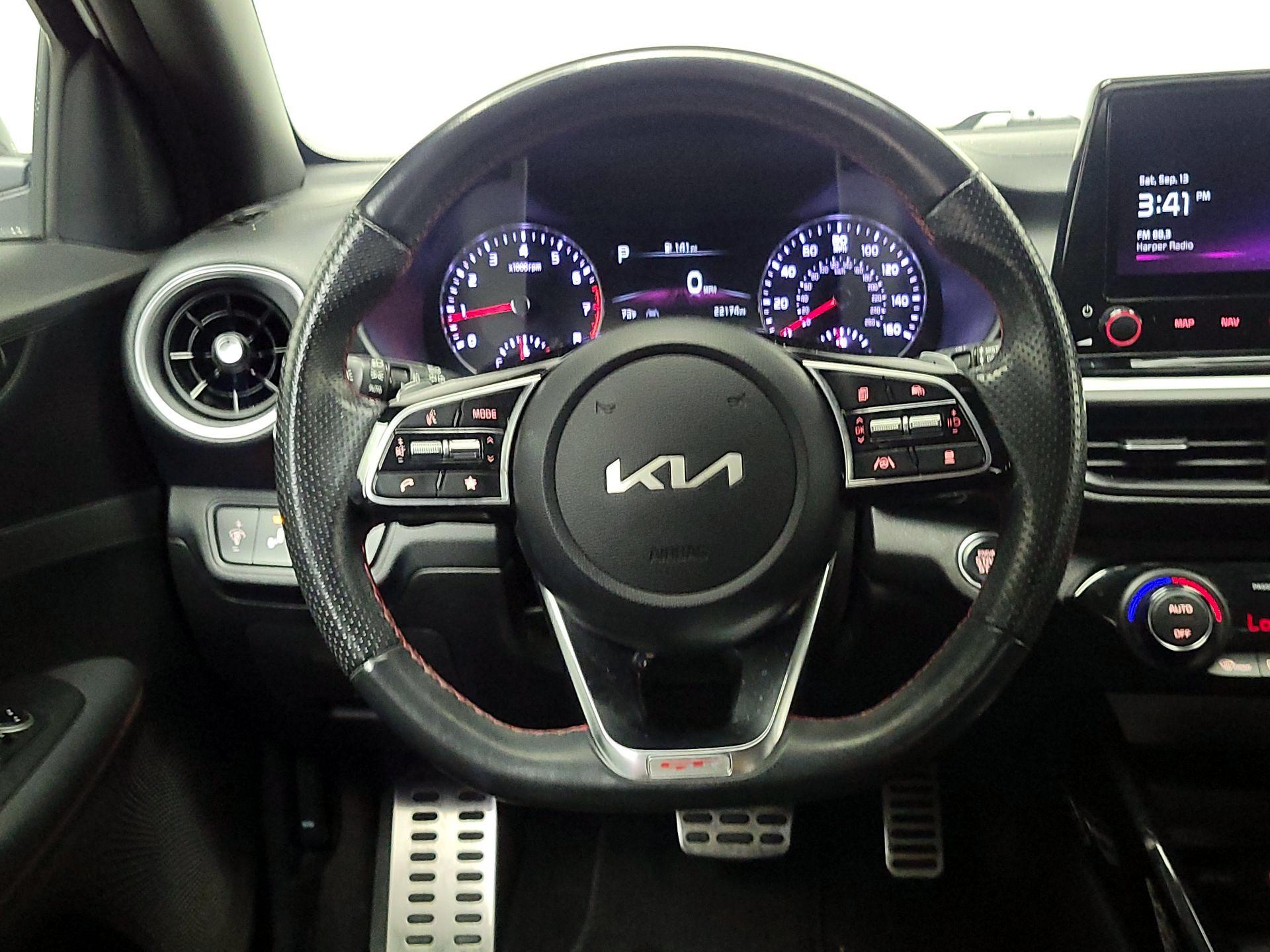 Thumbnail: 2023 Kia Forte - 10