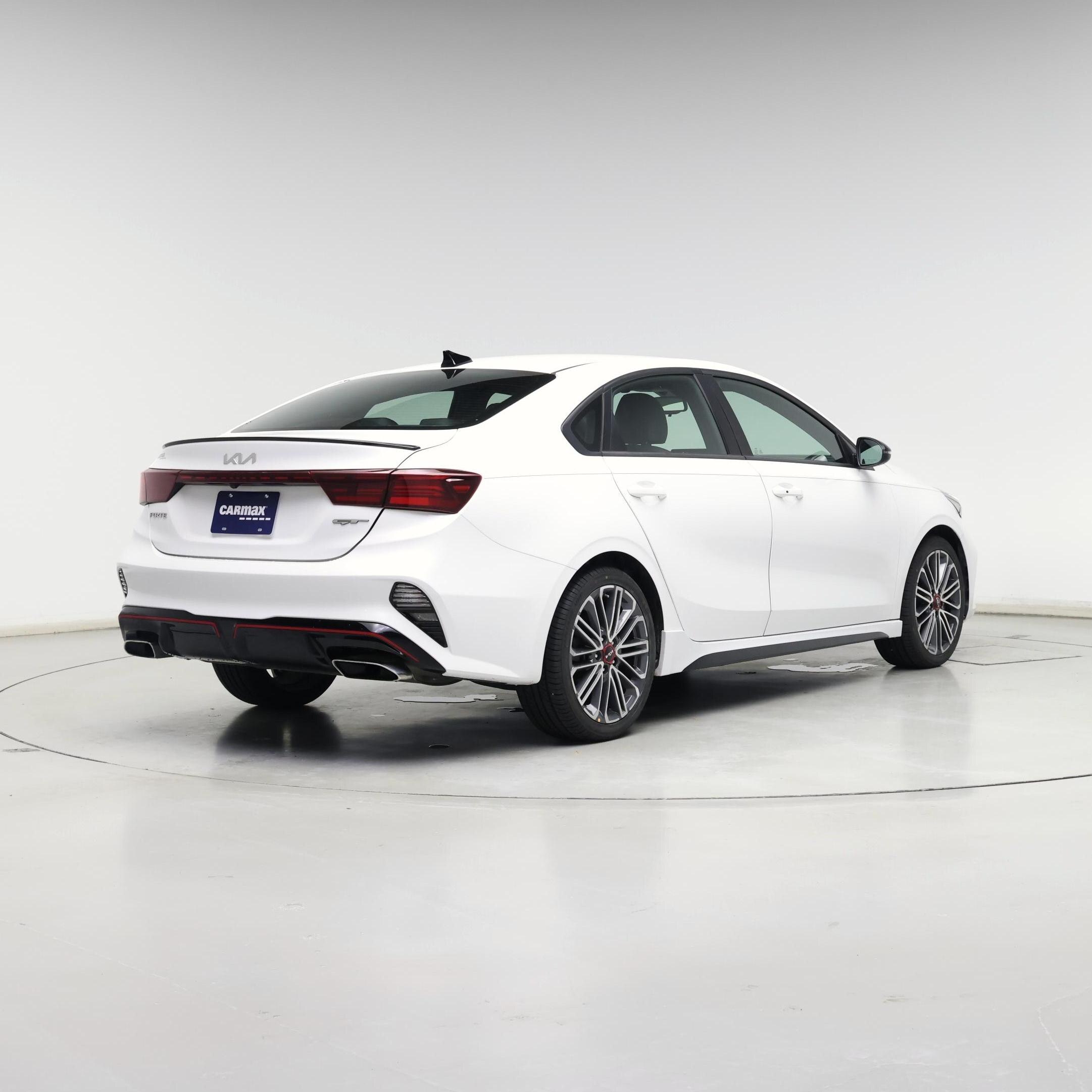 Thumbnail: 2023 Kia Forte - 8