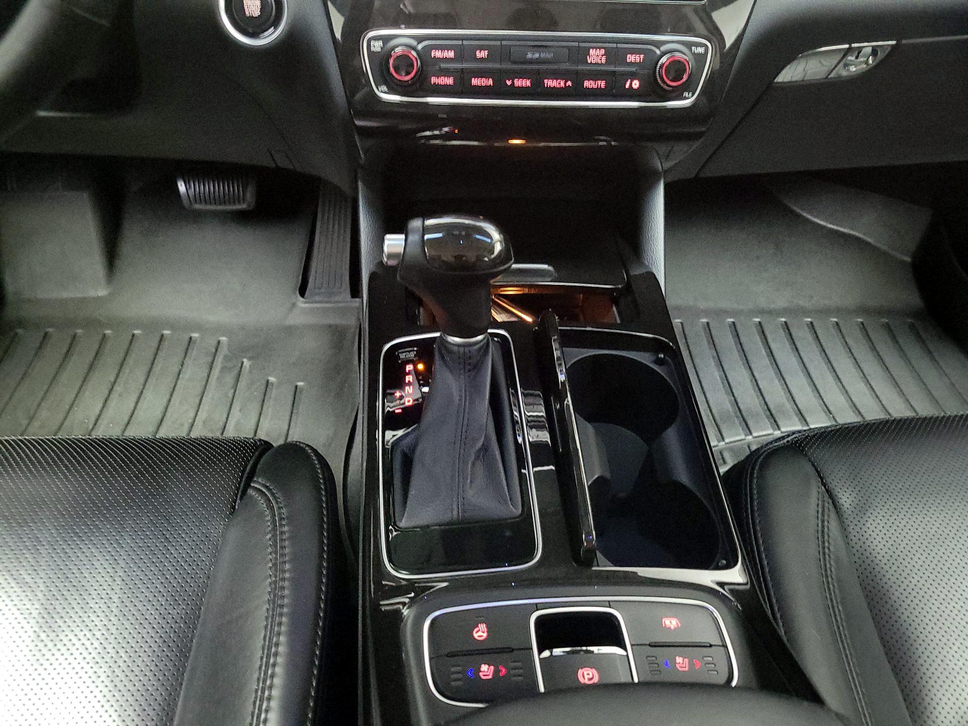Thumbnail: 2014 Kia Cadenza - 18