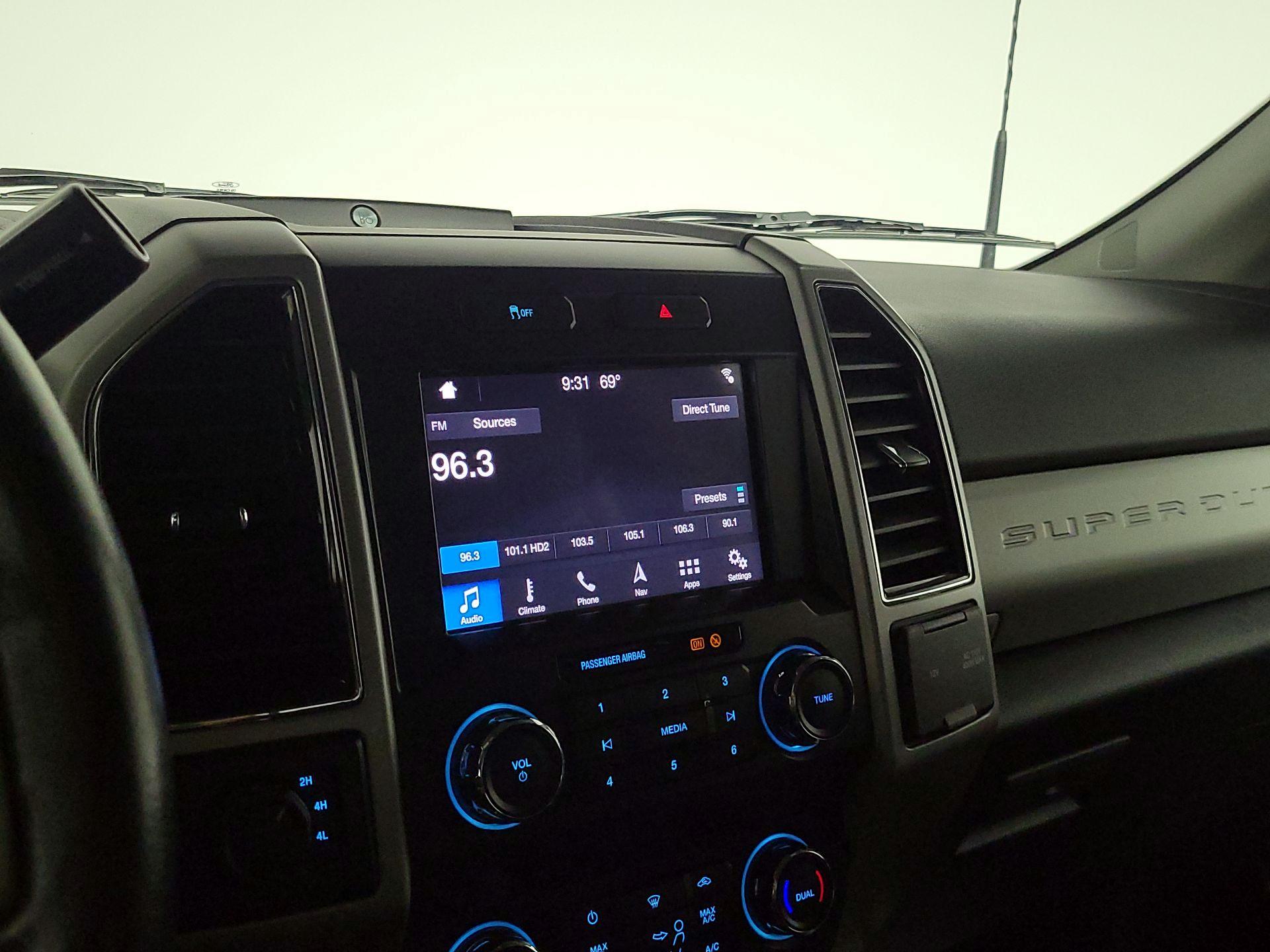 Thumbnail: 2019 Ford F-250 - 16