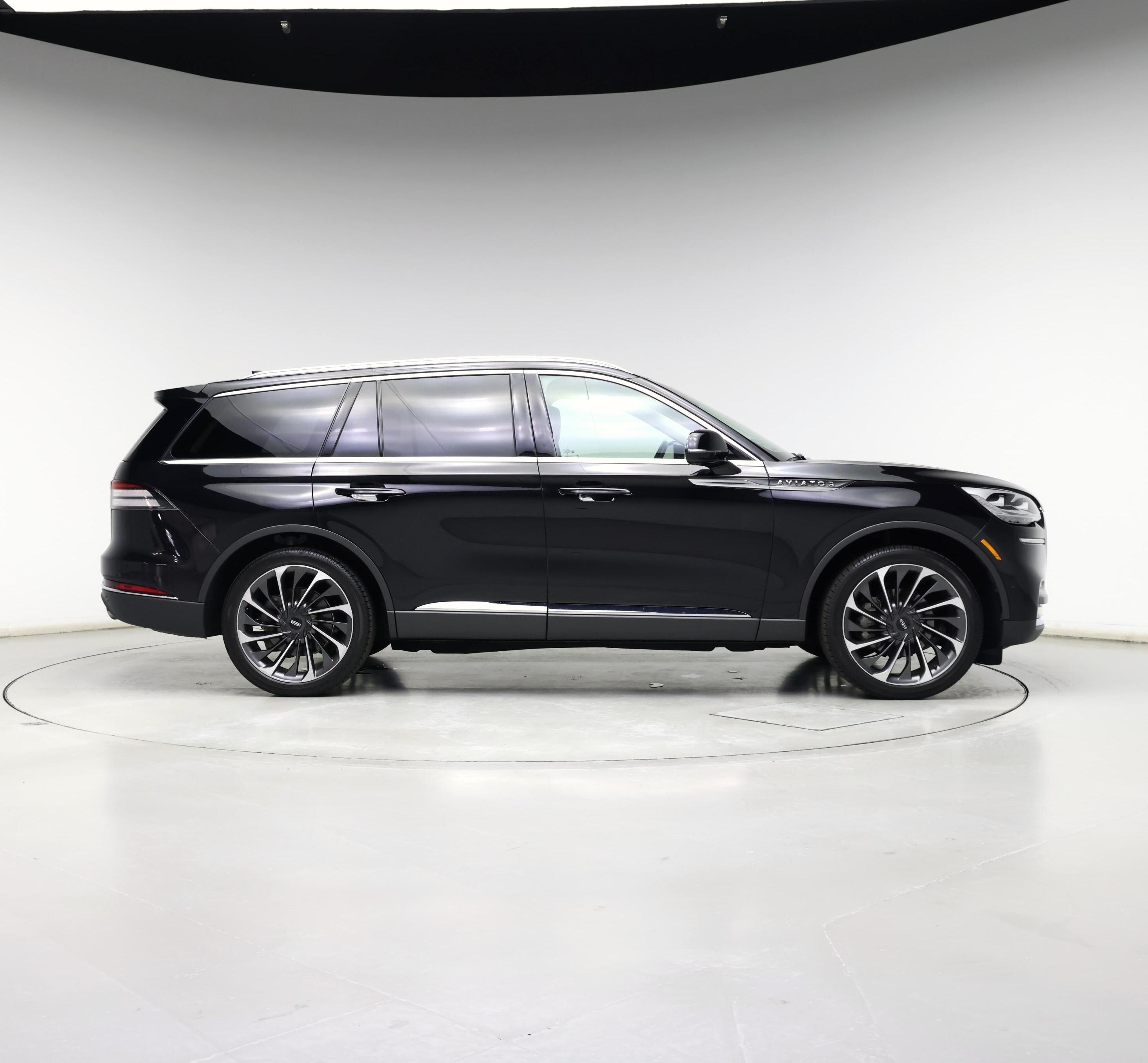 Thumbnail: 2020 Lincoln Aviator - 7