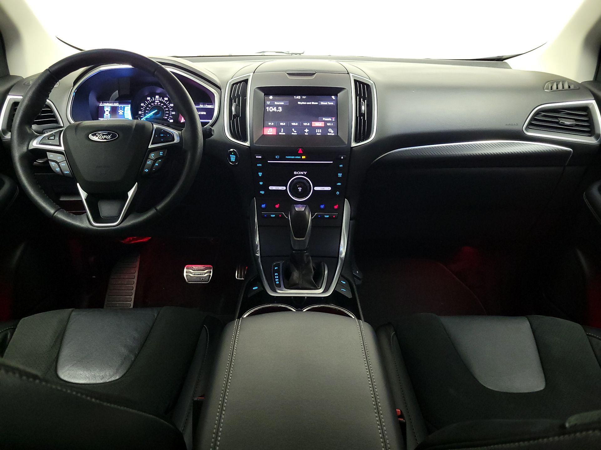 Thumbnail: 2016 Ford Edge - 9