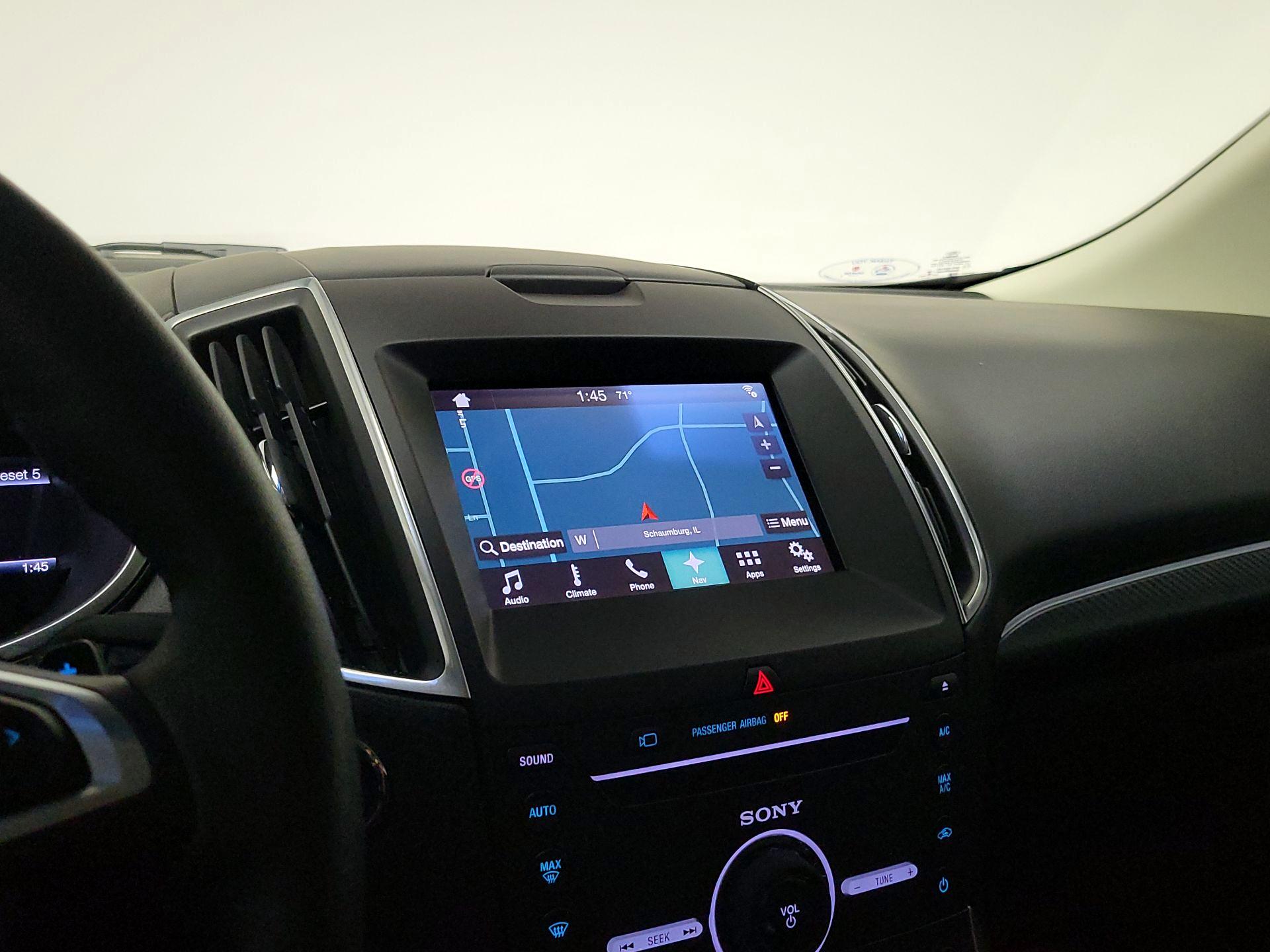 Thumbnail: 2016 Ford Edge - 14