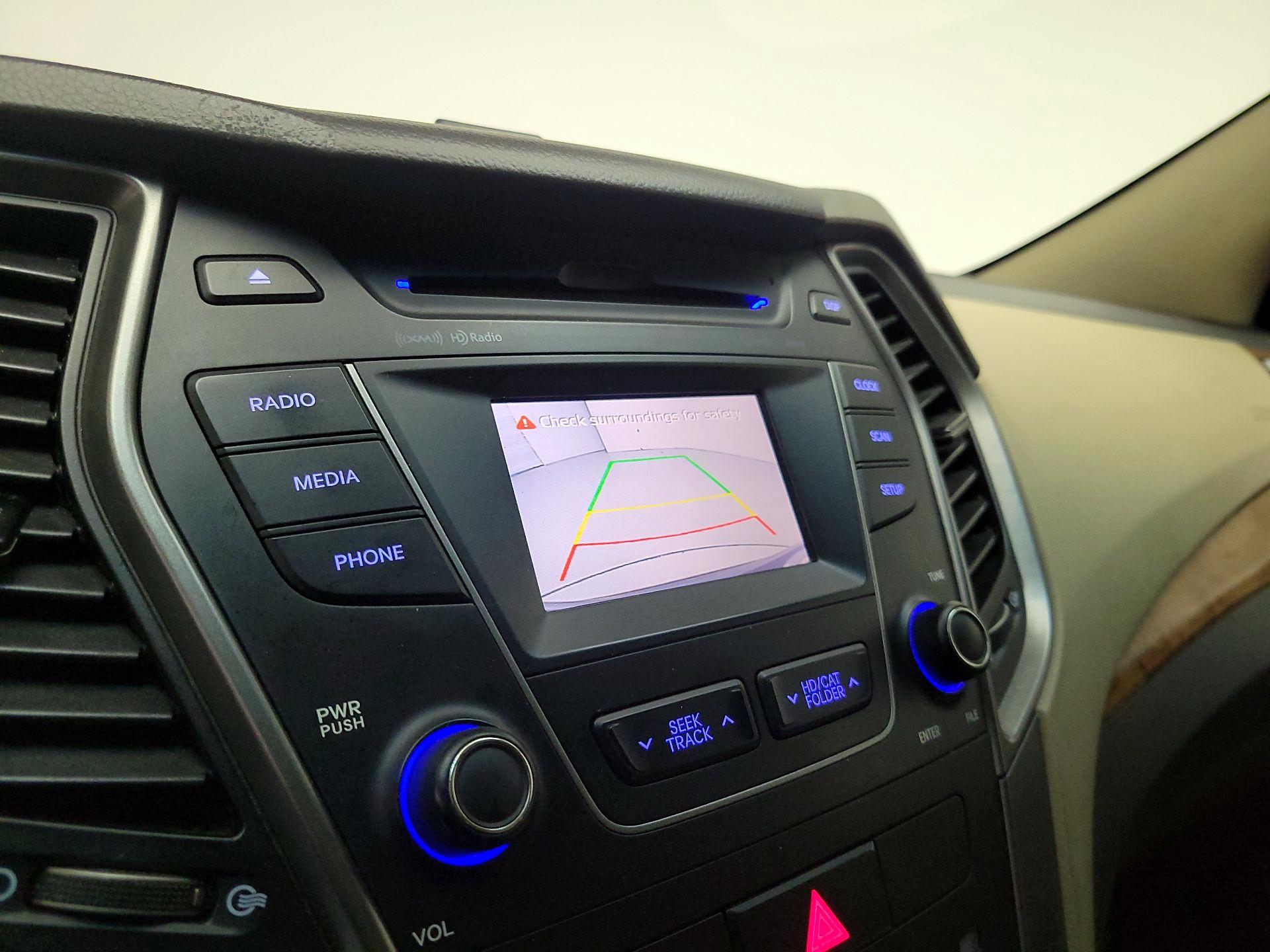 Thumbnail: 2016 Hyundai Santa Fe - 14