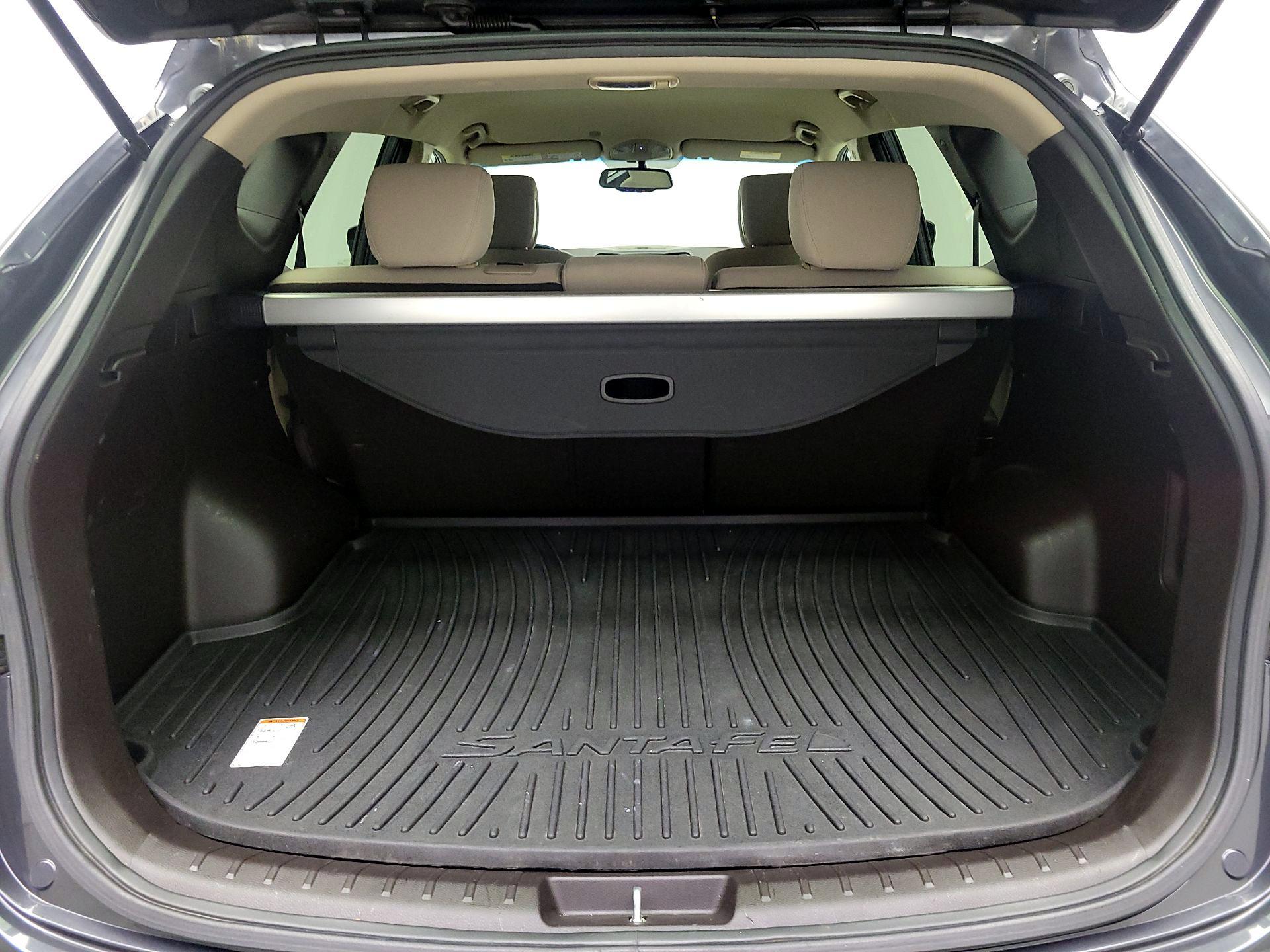 Thumbnail: 2016 Hyundai Santa Fe - 20
